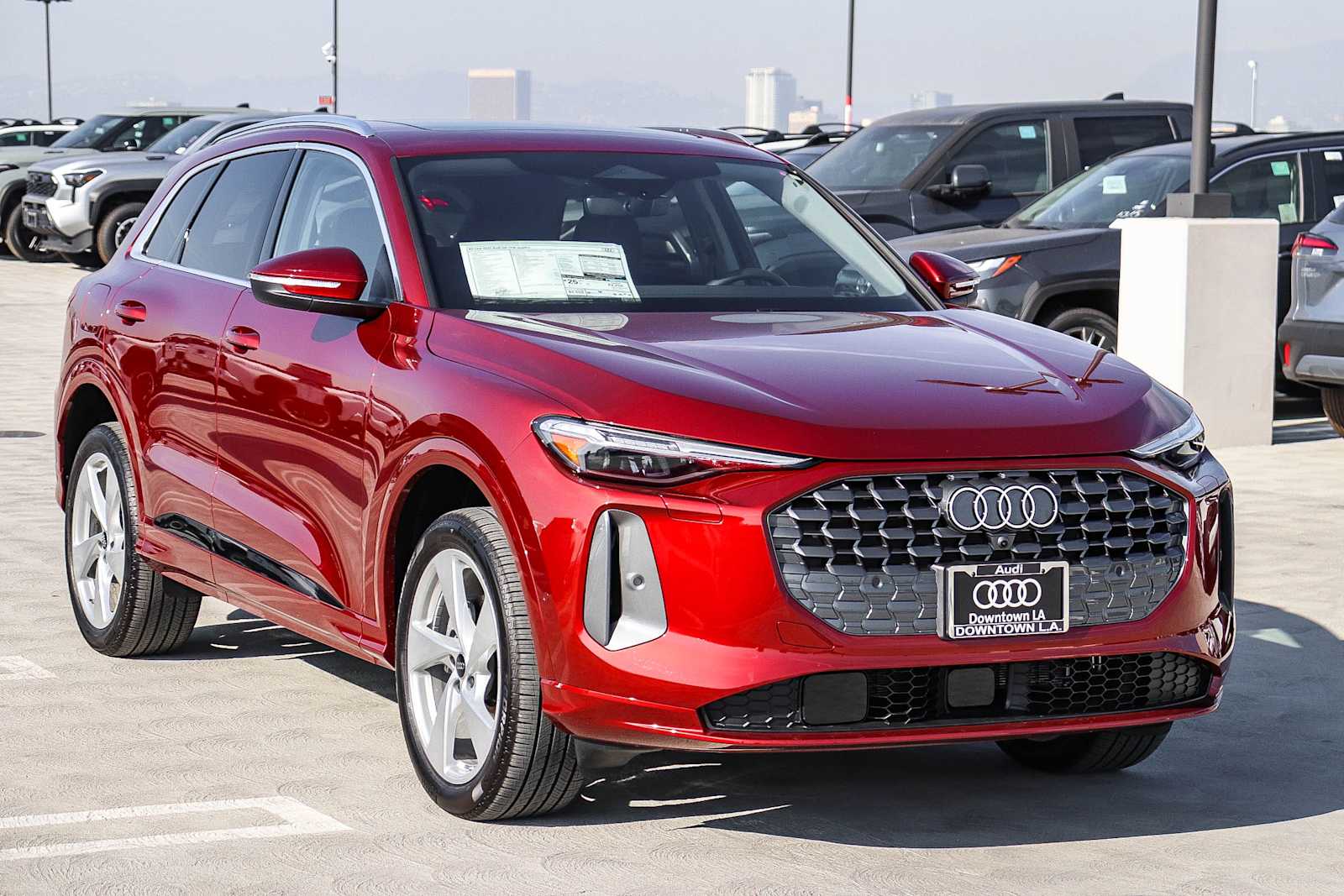 Thumbnail: 2025 Audi Q5 - 3