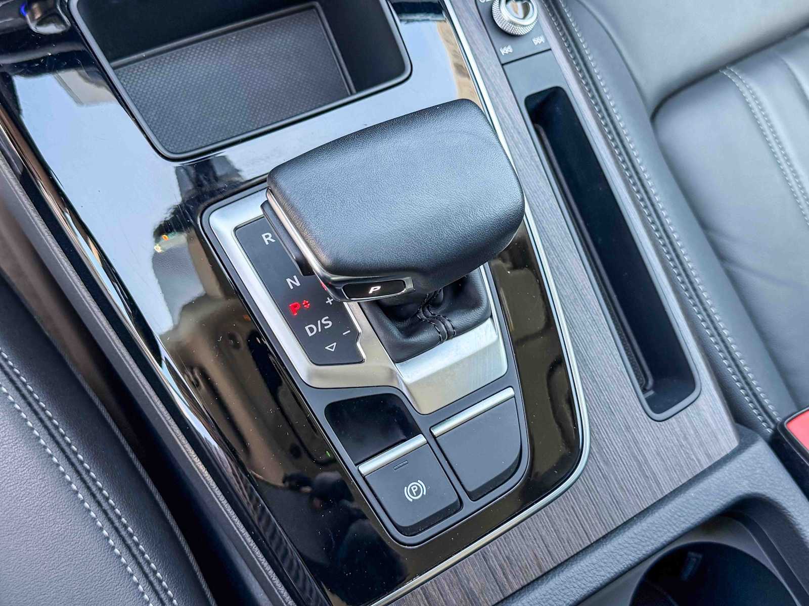 Thumbnail: 2023 Audi Q5 - 23
