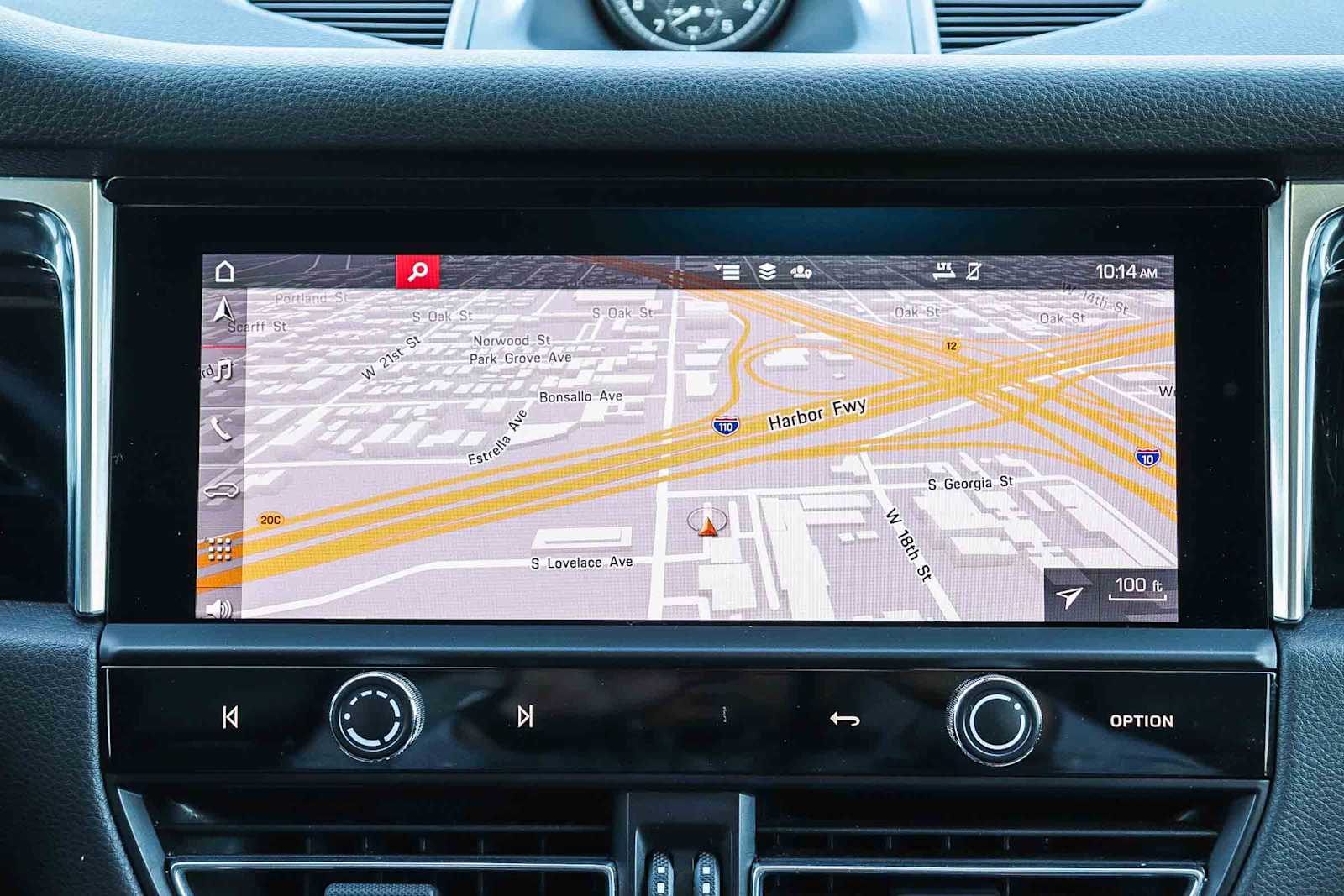 Thumbnail: 2023 Porsche Macan - 16