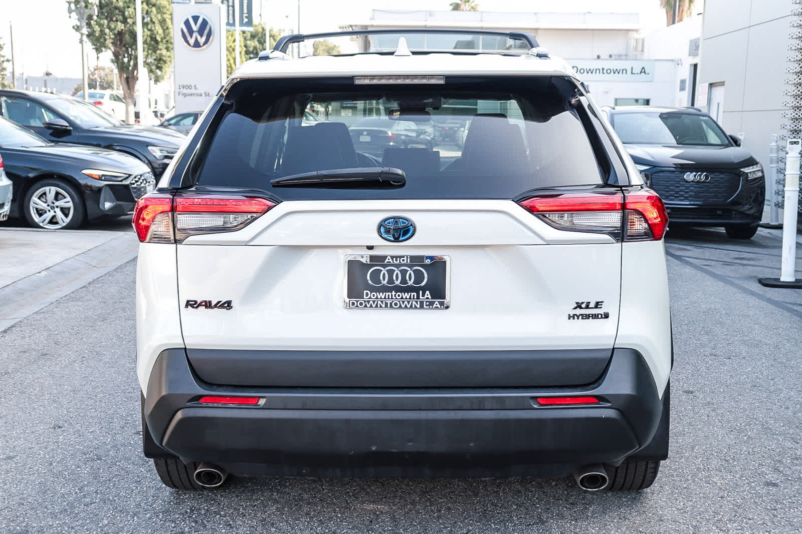 Thumbnail: 2021 Toyota RAV4 - 8