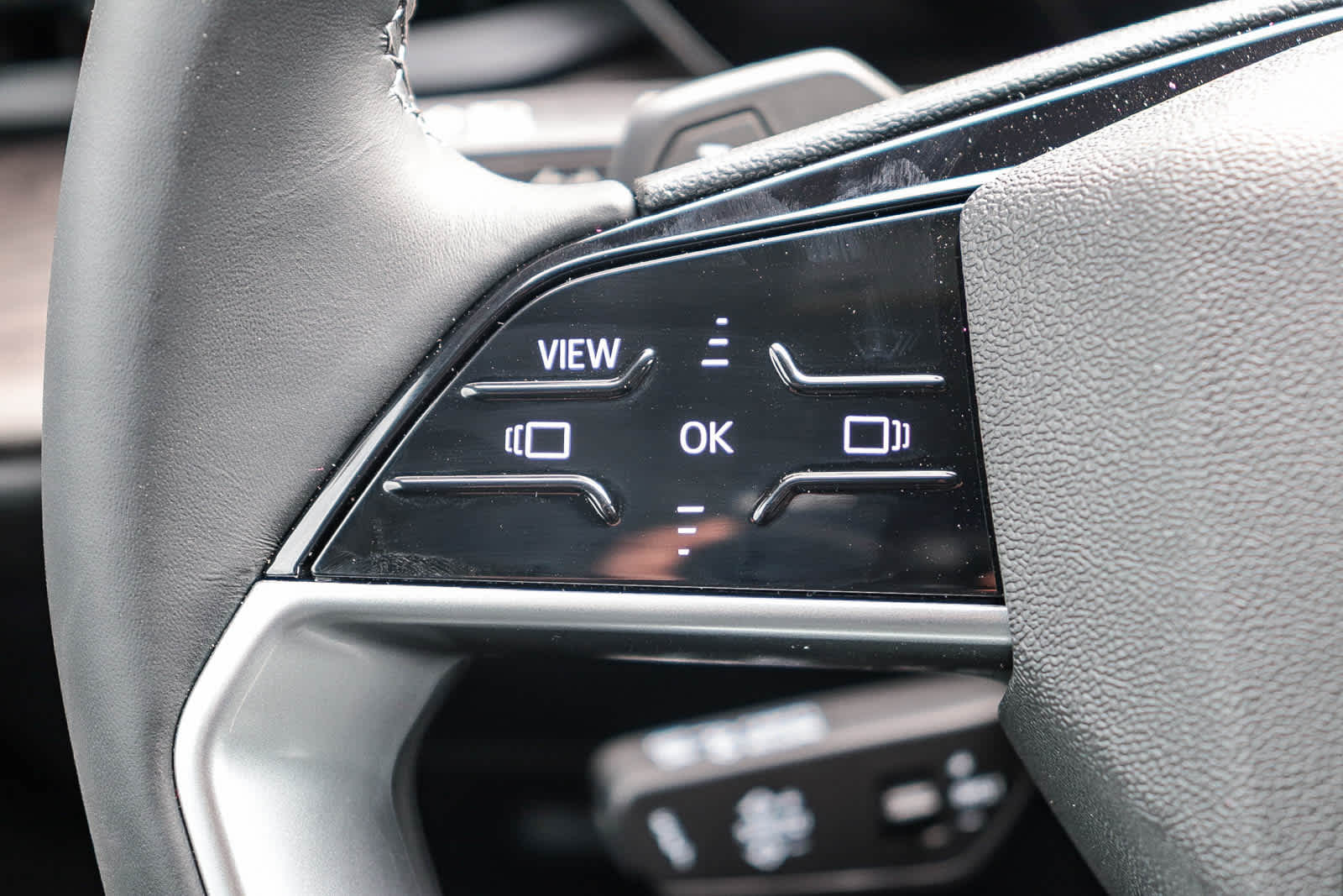 Thumbnail: 2025 Audi Q5 - 18