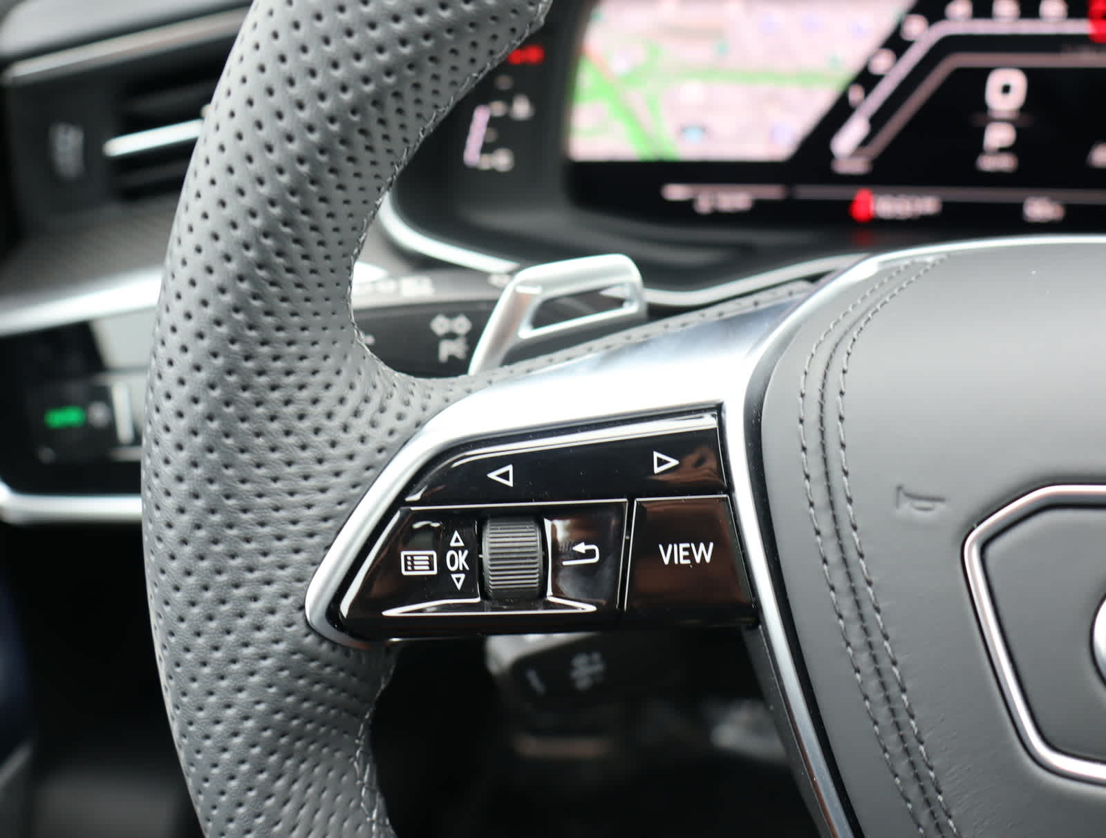 Thumbnail: 2025 Audi RS 7 - 45