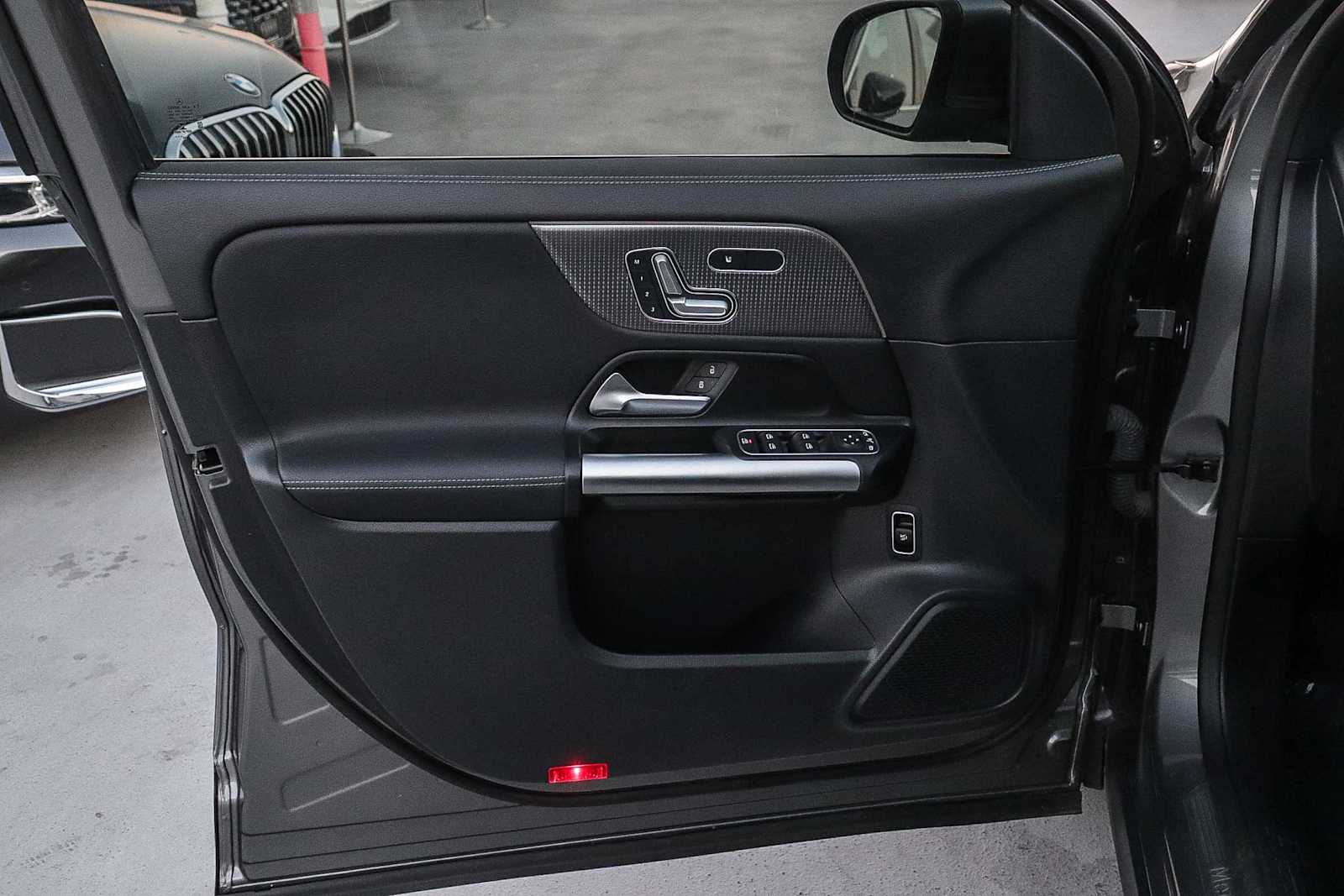 Thumbnail: 2023 Mercedes-Benz GLA - 29