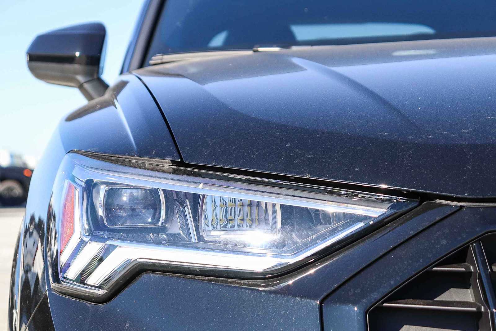 Thumbnail: 2025 Audi Q3 - 9