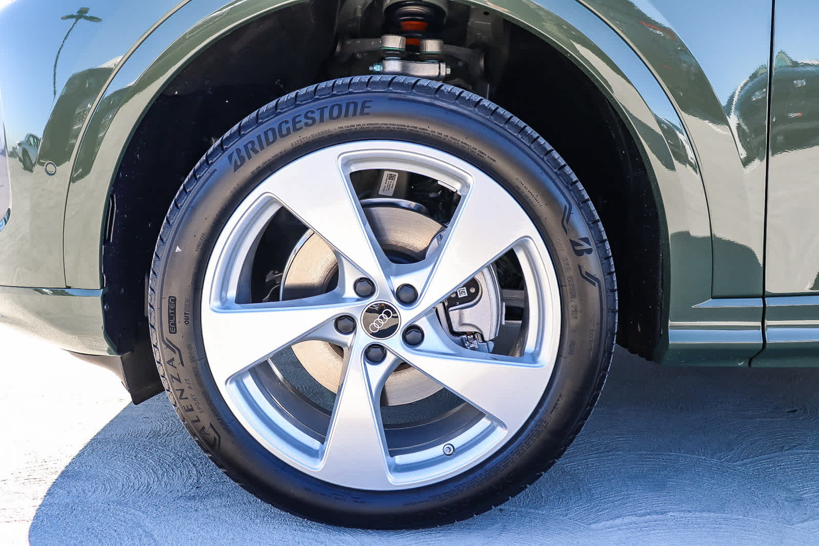 Thumbnail: 2025 Audi Q5 - 14