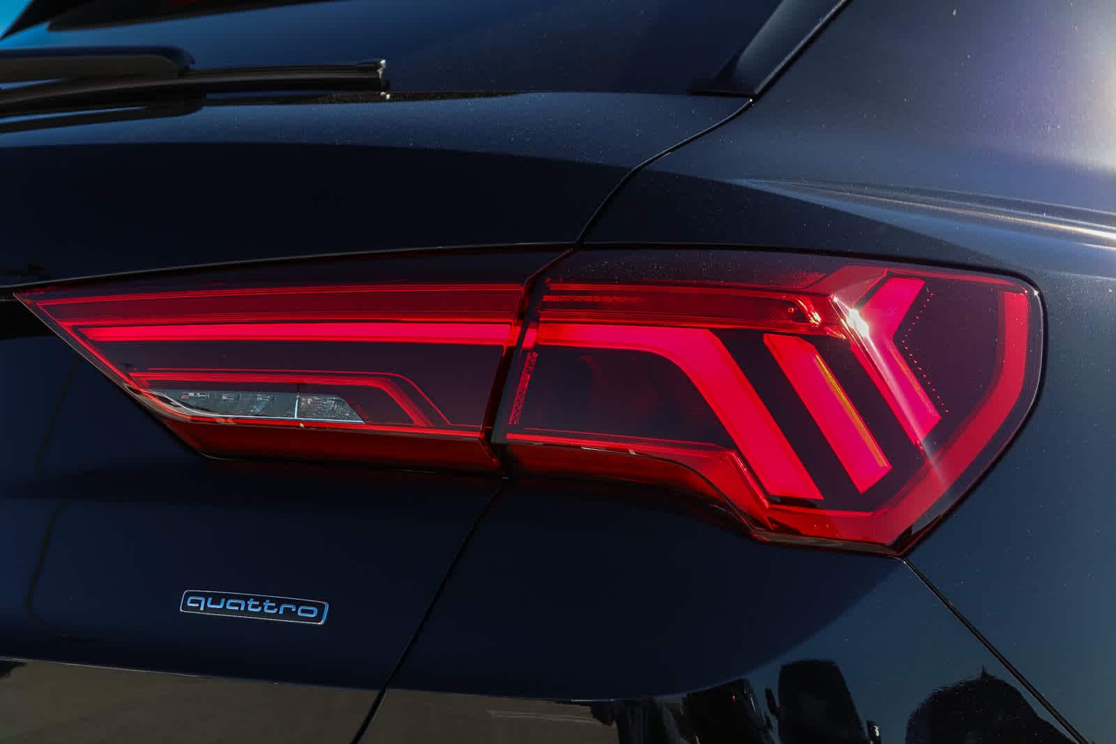 Thumbnail: 2025 Audi Q3 - 10