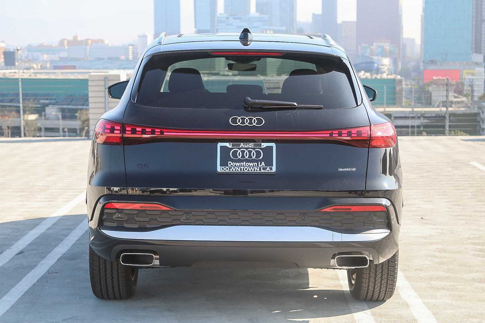 Thumbnail: 2025 Audi Q5 - 7