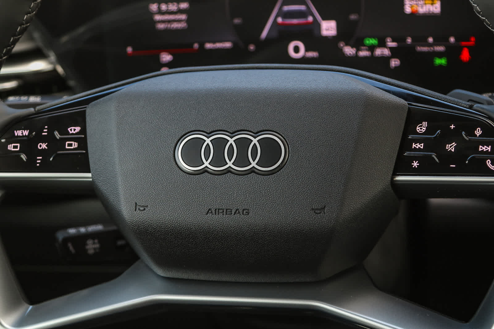 Thumbnail: 2025 Audi Q5 - 22