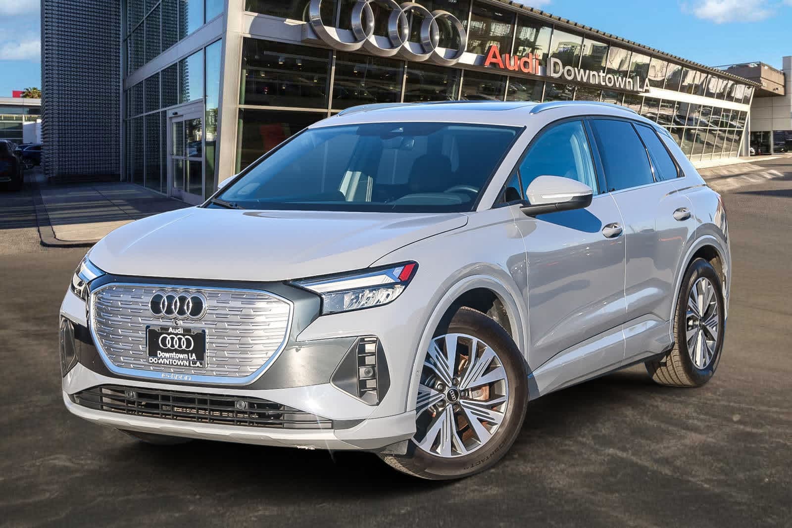 2023 Audi Q4 e-tron Premium -
                  Los Angeles, CA