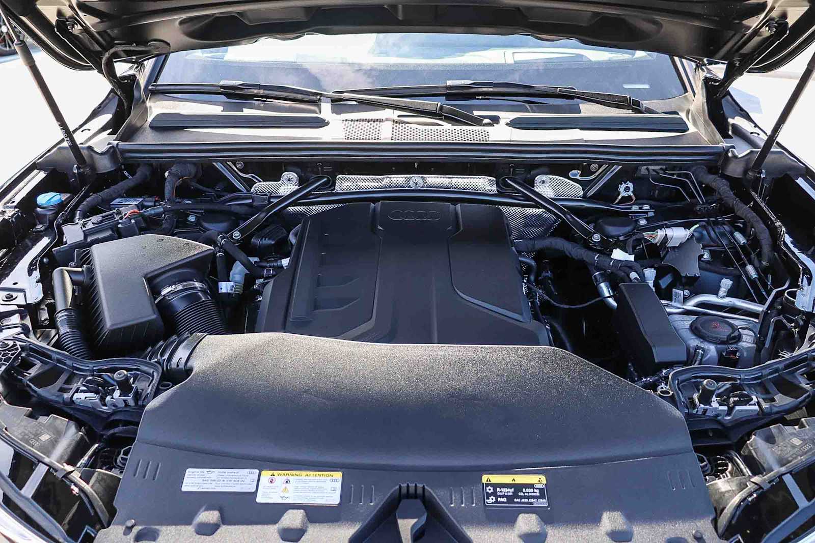 Thumbnail: 2025 Audi Q5 - 37