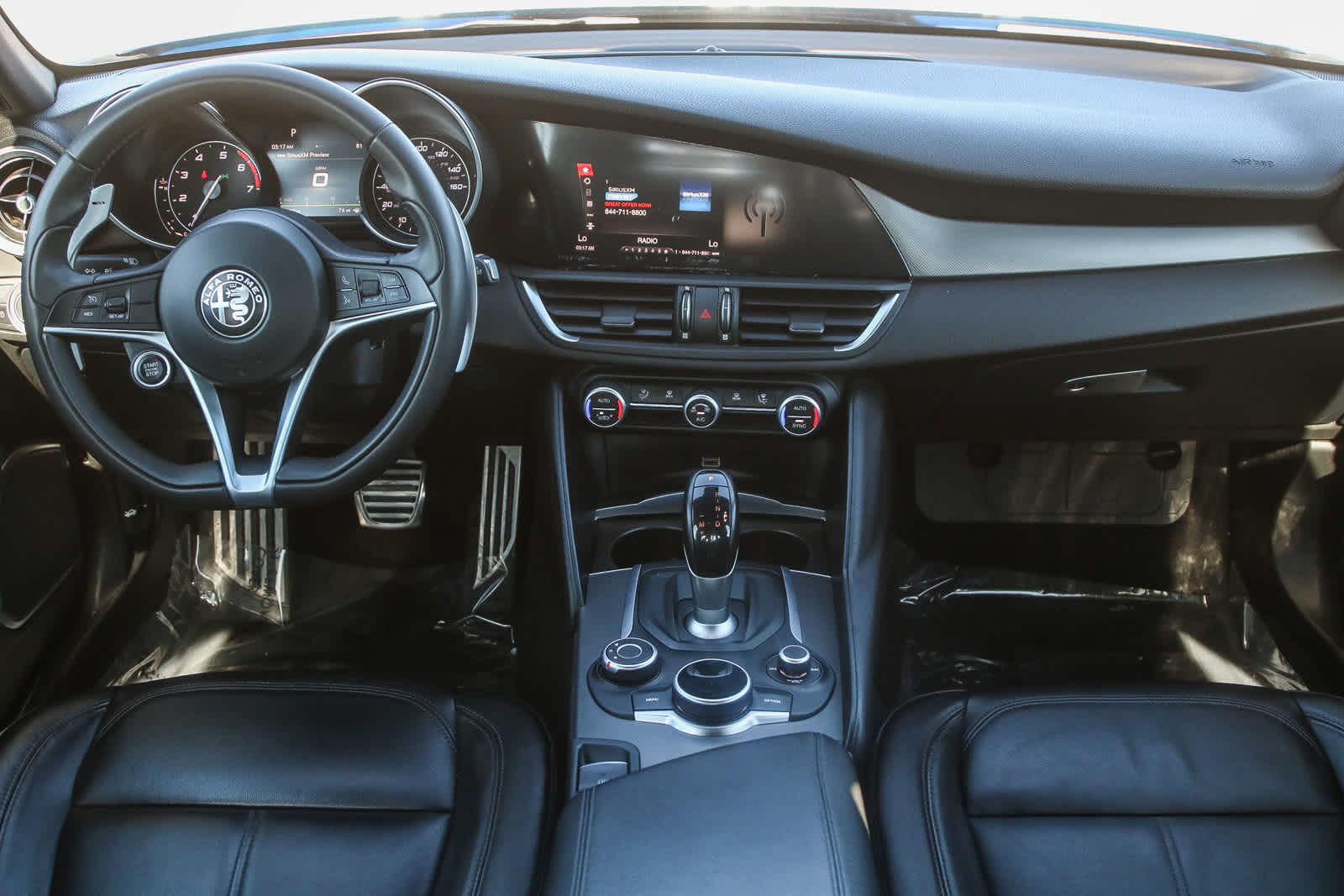 Thumbnail: 2019 Alfa Romeo Giulia - 15