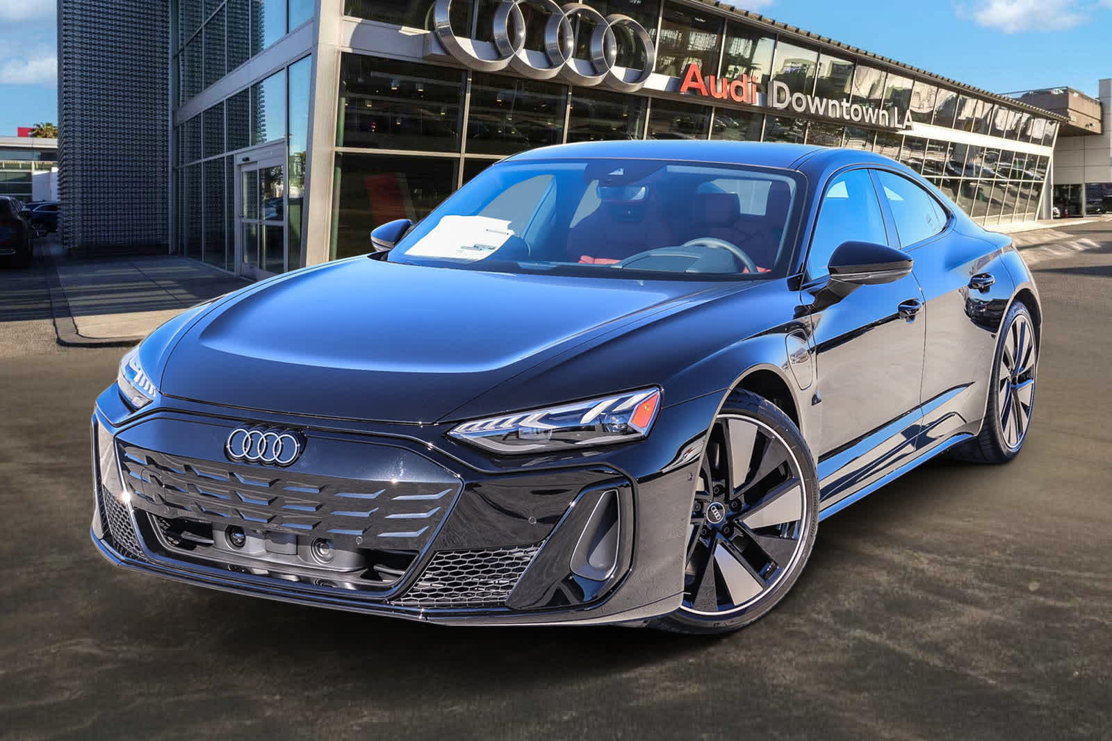 Thumbnail: 2026 Audi e-tron GT - 1