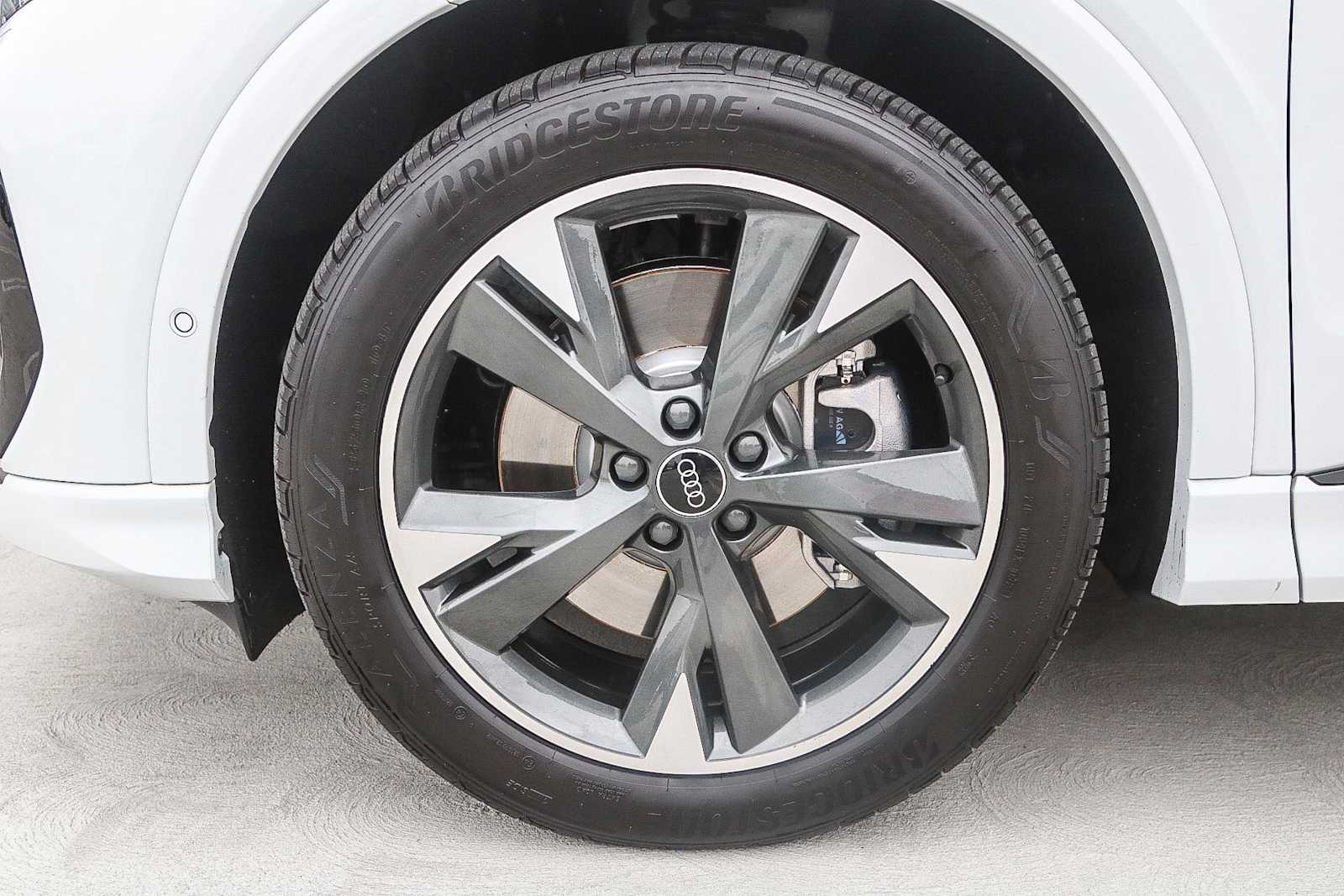 2024 Audi Q4 e-tron Prestige 11