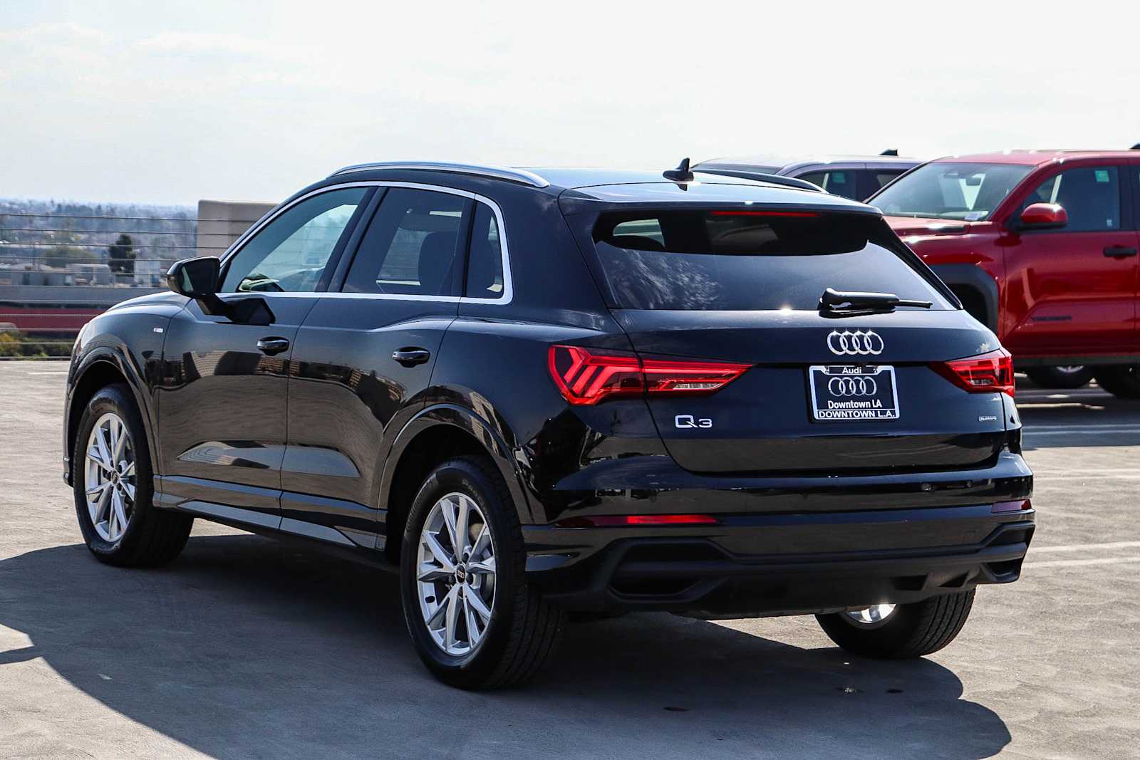 Thumbnail: 2025 Audi Q3 - 6