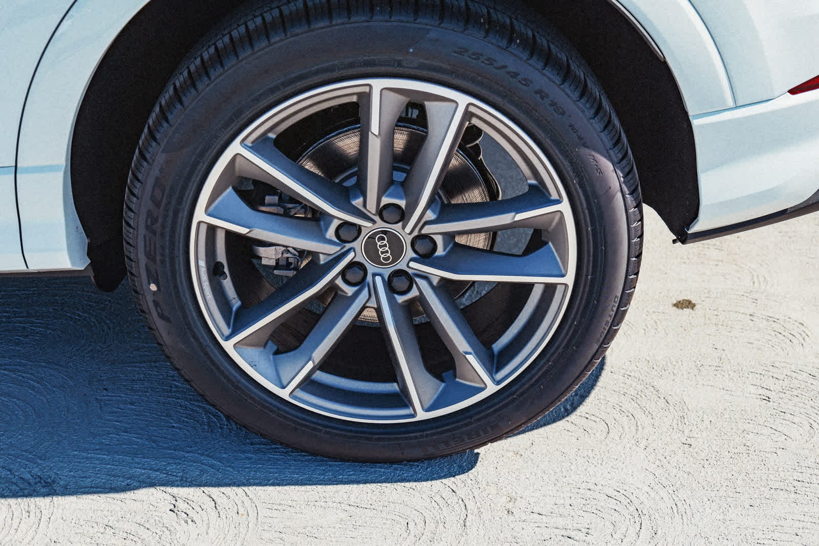 Thumbnail: 2025 Audi Q3 - 12