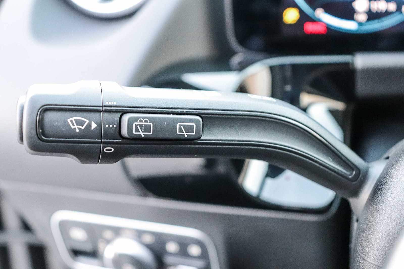 Thumbnail: 2023 Mercedes-Benz GLA - 25