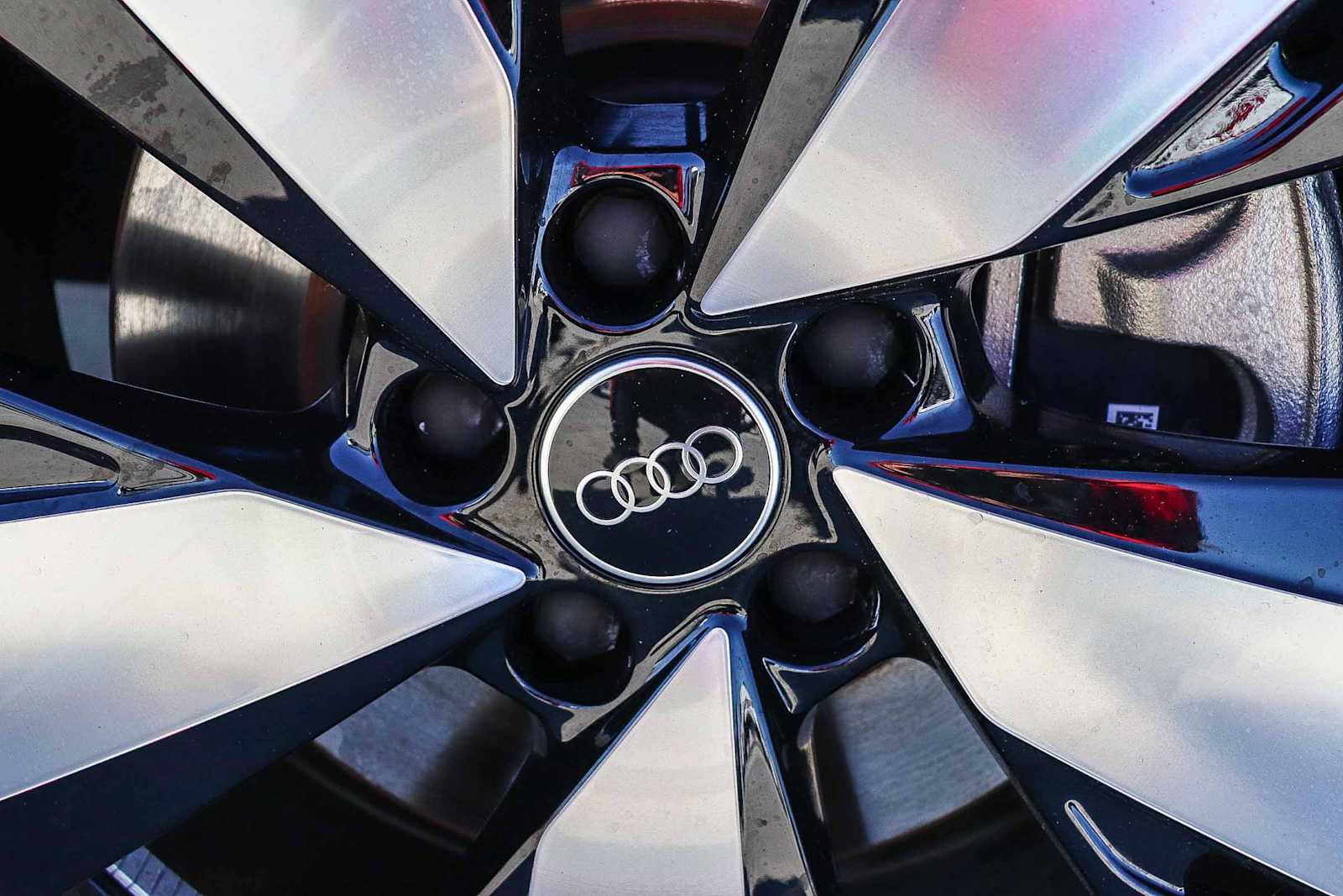 Thumbnail: 2025 Audi A5 - 15