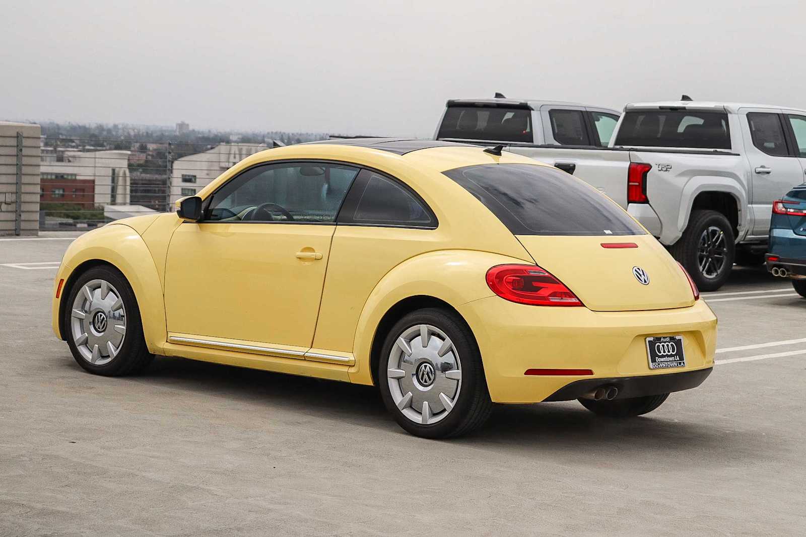 Thumbnail: 2012 Volkswagen Beetle - 6