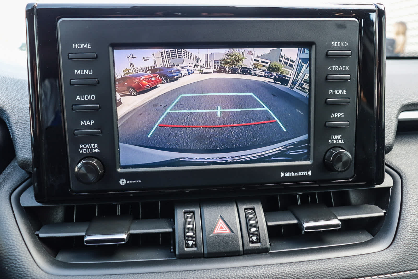 Thumbnail: 2021 Toyota RAV4 - 33