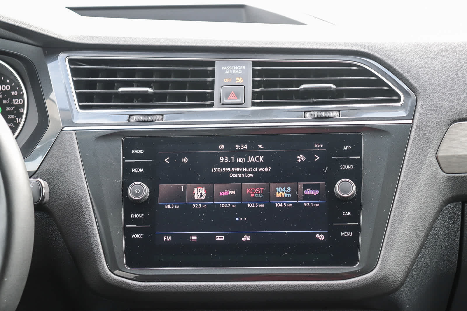 Thumbnail: 2020 Volkswagen Tiguan - 18