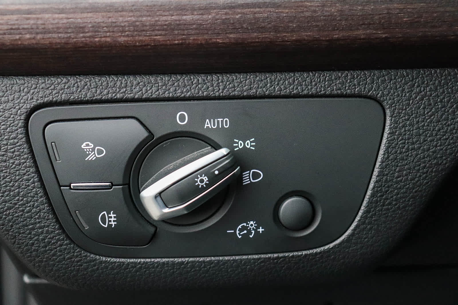 Thumbnail: 2022 Audi Q5 - 31