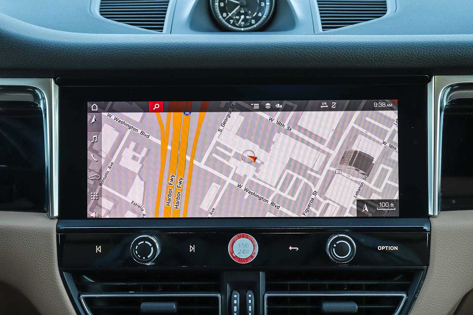 Thumbnail: 2024 Porsche Macan - 18