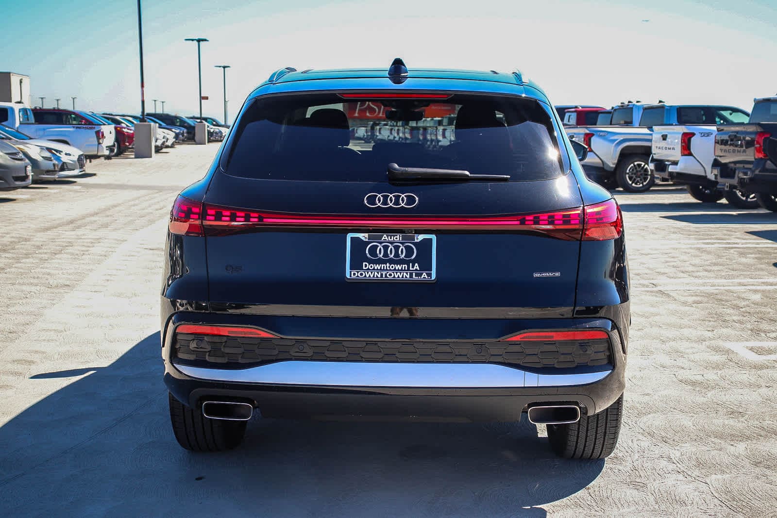 Thumbnail: 2025 Audi Q5 - 8