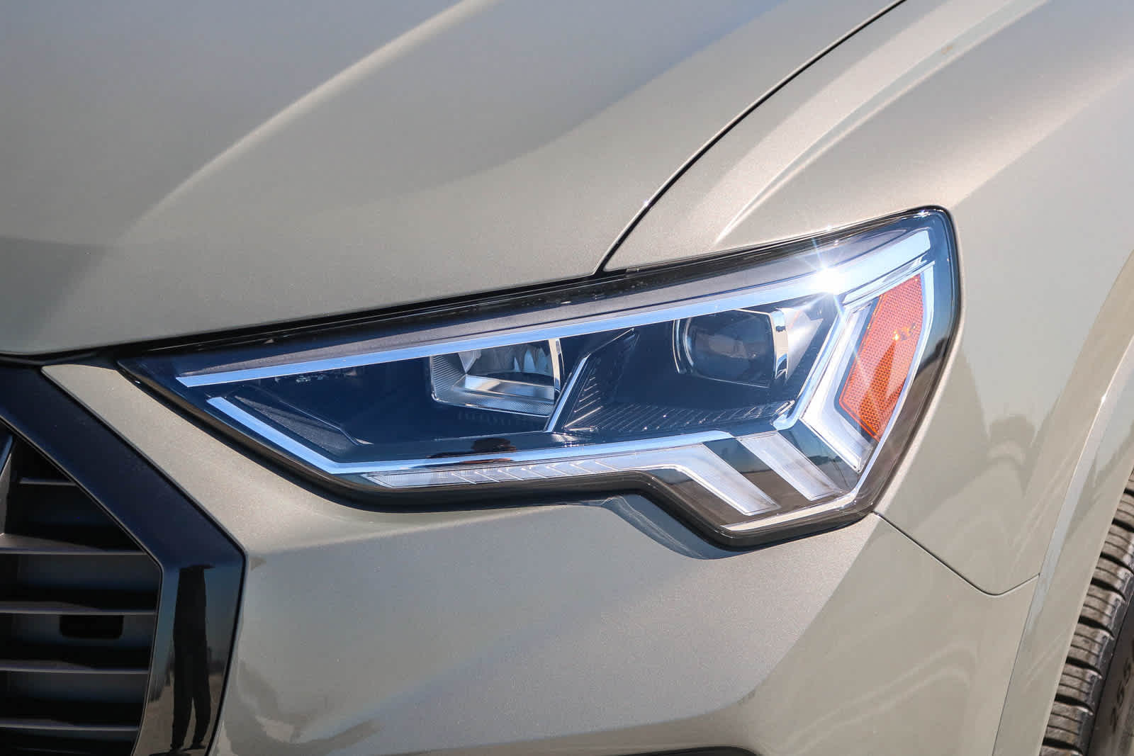 Thumbnail: 2025 Audi Q3 - 5