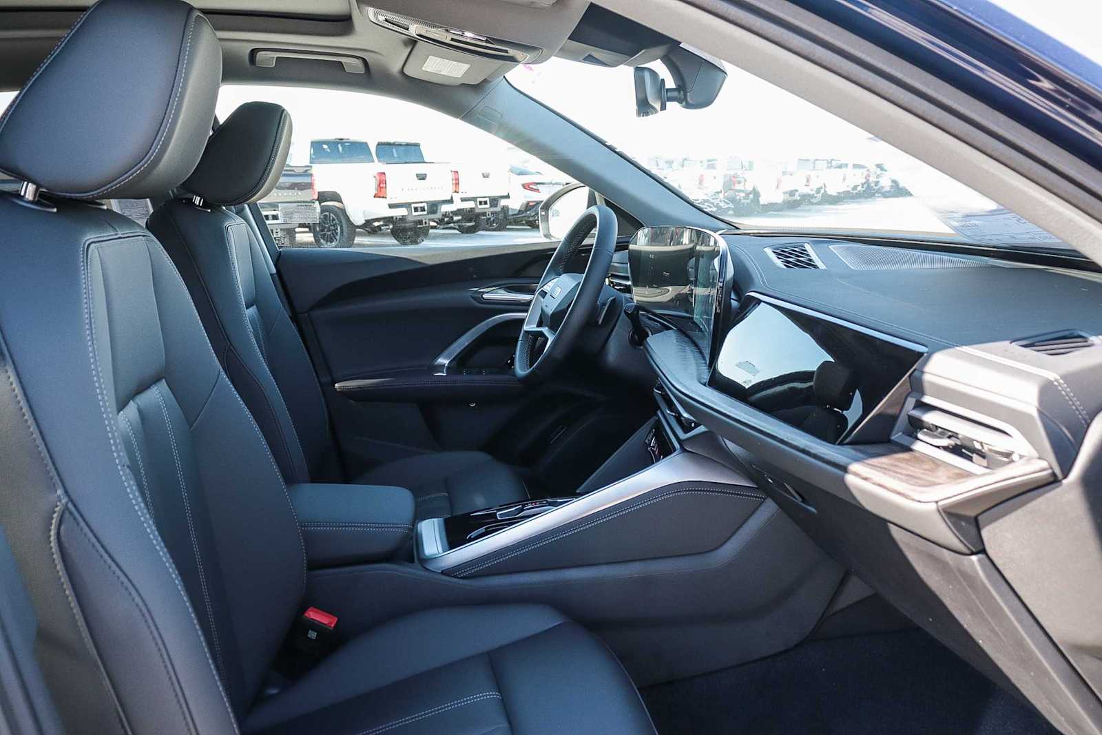 Thumbnail: 2025 Audi Q5 - 21