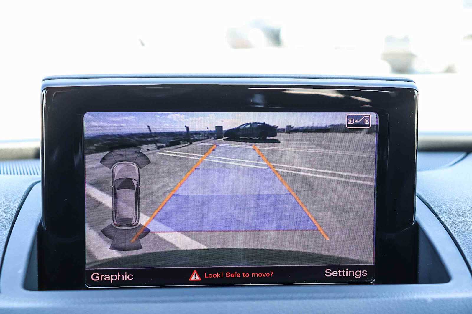 Thumbnail: 2018 Audi Q3 - 37