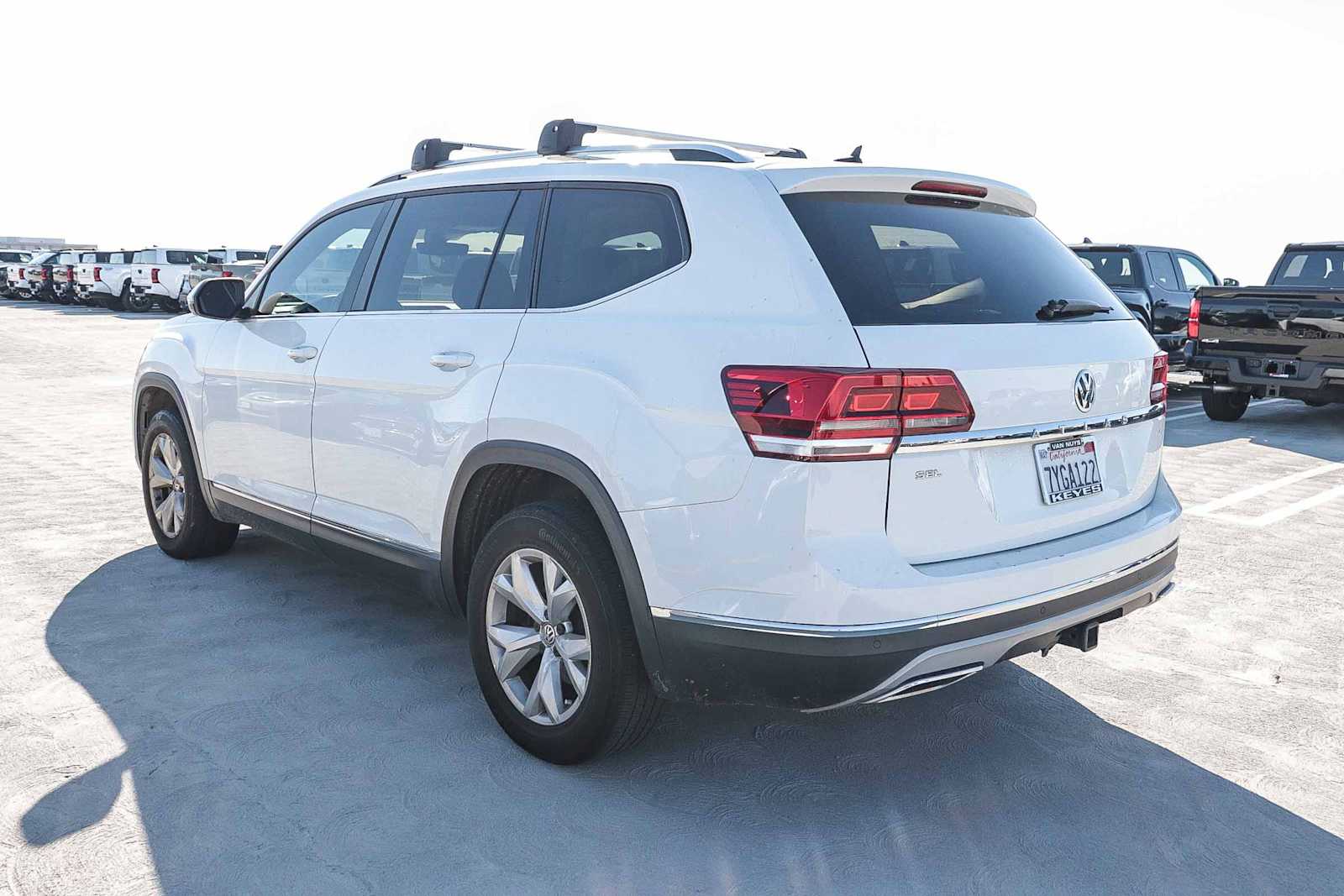 Thumbnail: 2018 Volkswagen Atlas - 9