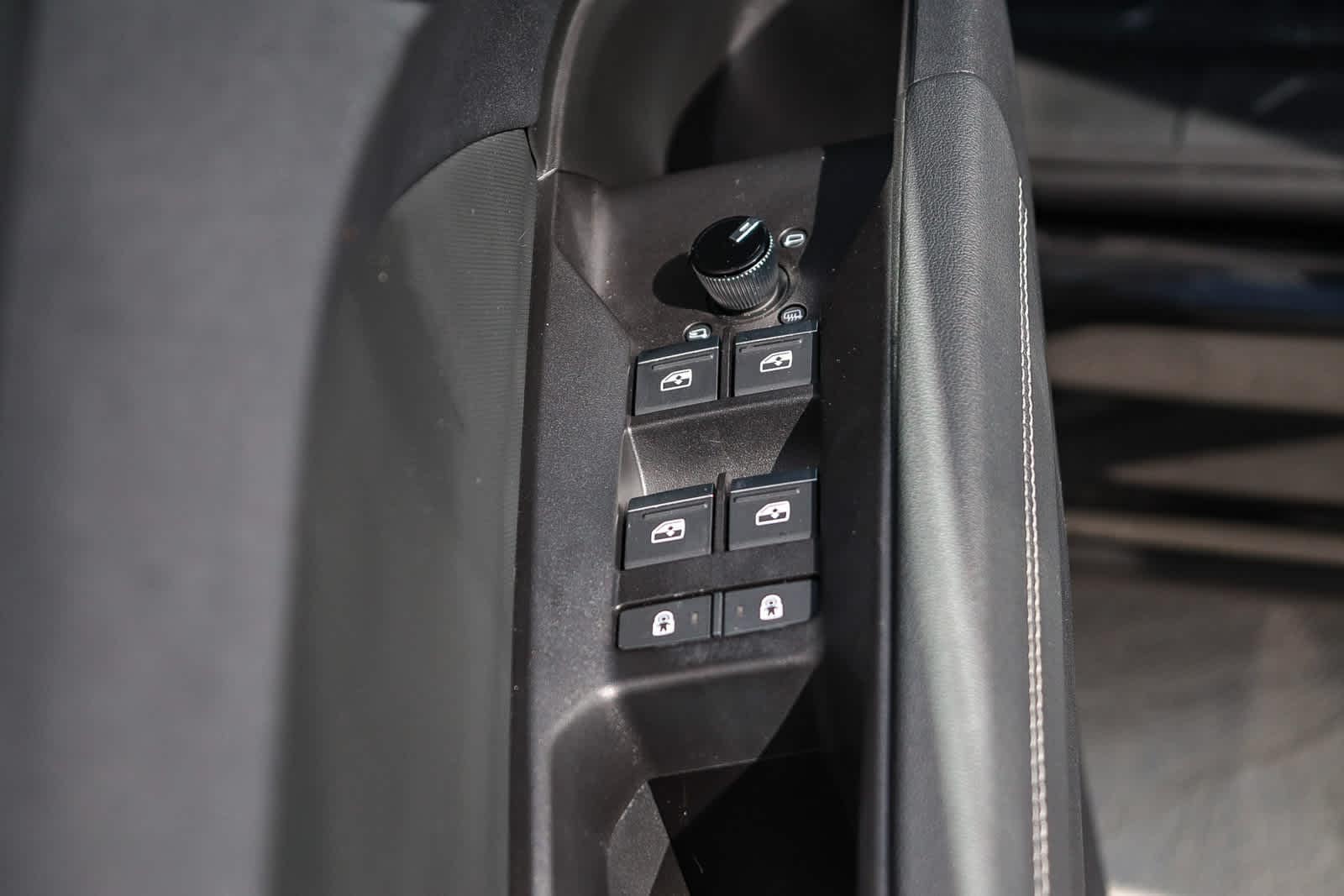 Thumbnail: 2023 Audi Q4 e-tron - 27