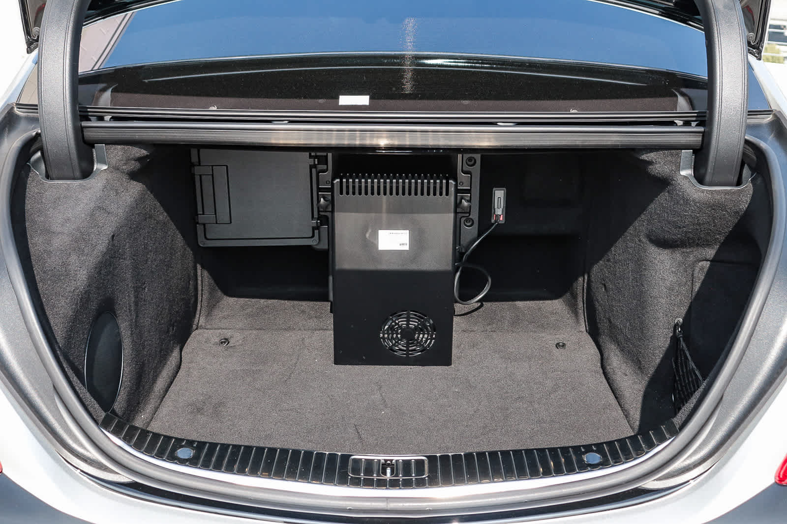 Thumbnail: 2016 Mercedes-Benz S-Class - 49