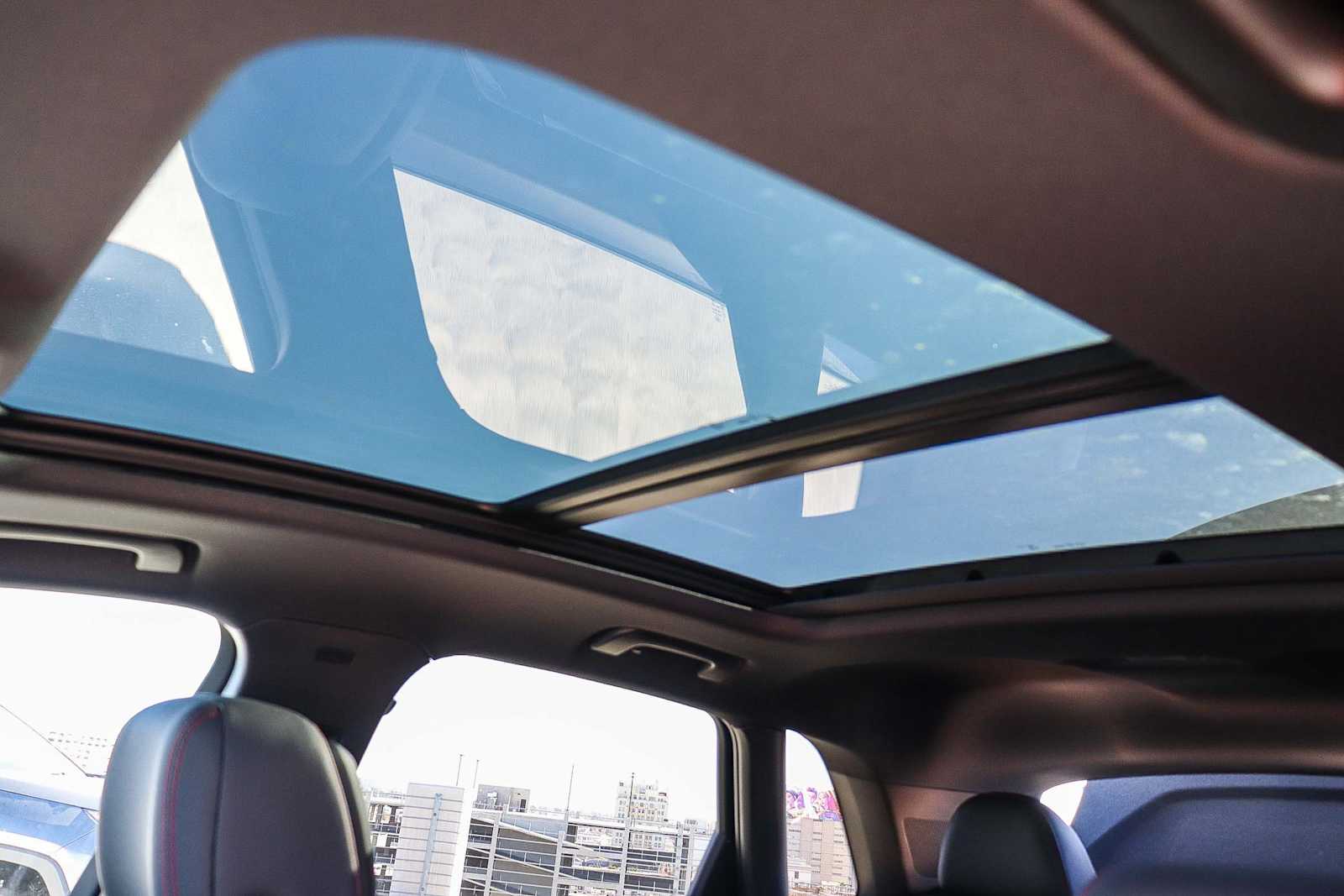 Thumbnail: 2025 Audi Q3 - 36