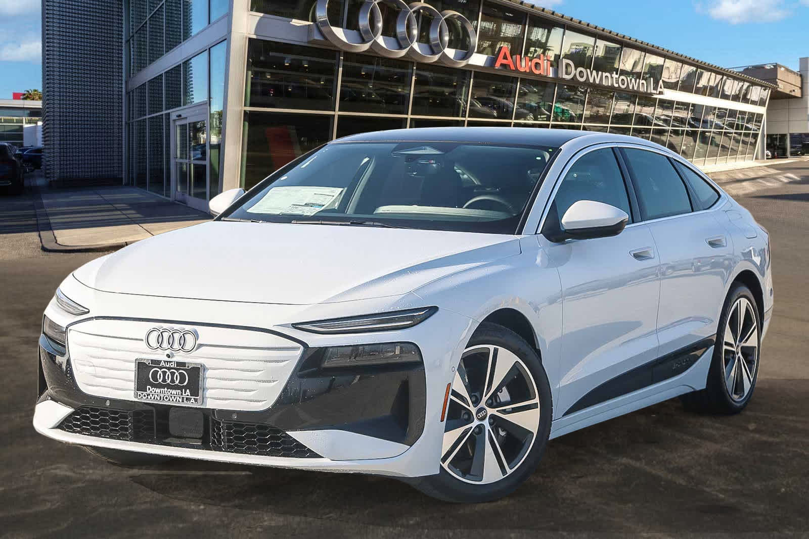 2025 Audi e-tron Premium -
                  Los Angeles, CA