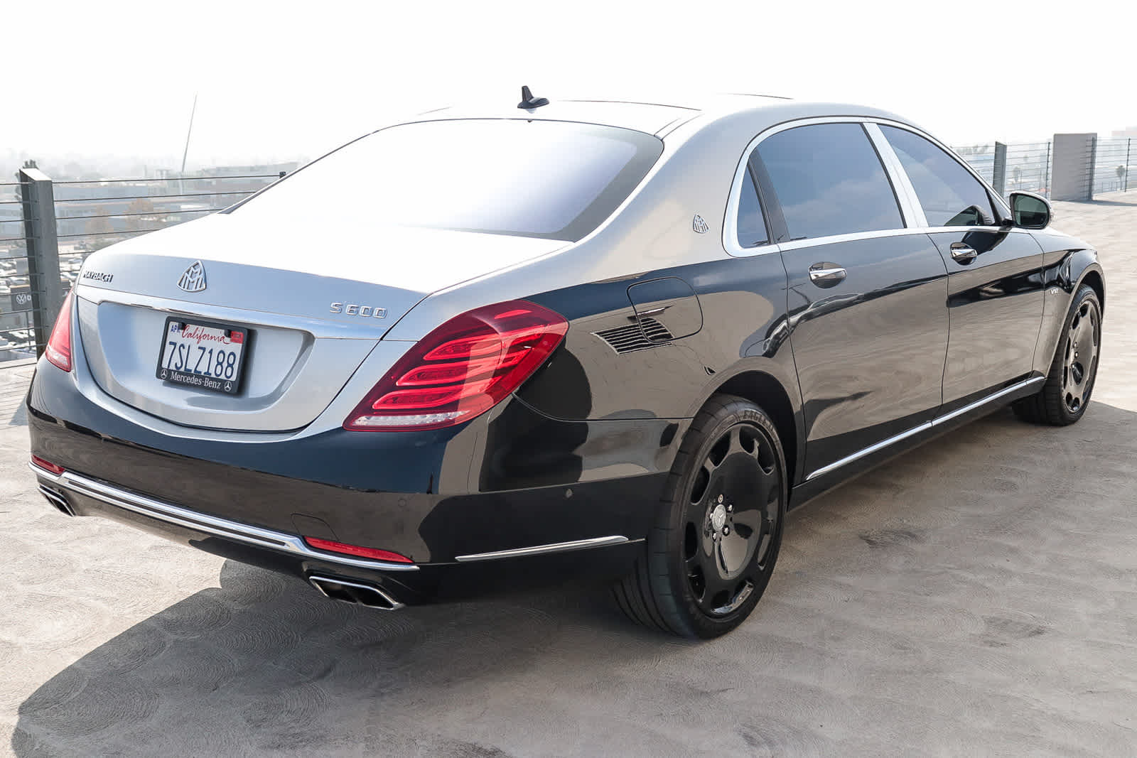 Thumbnail: 2016 Mercedes-Benz S-Class - 8