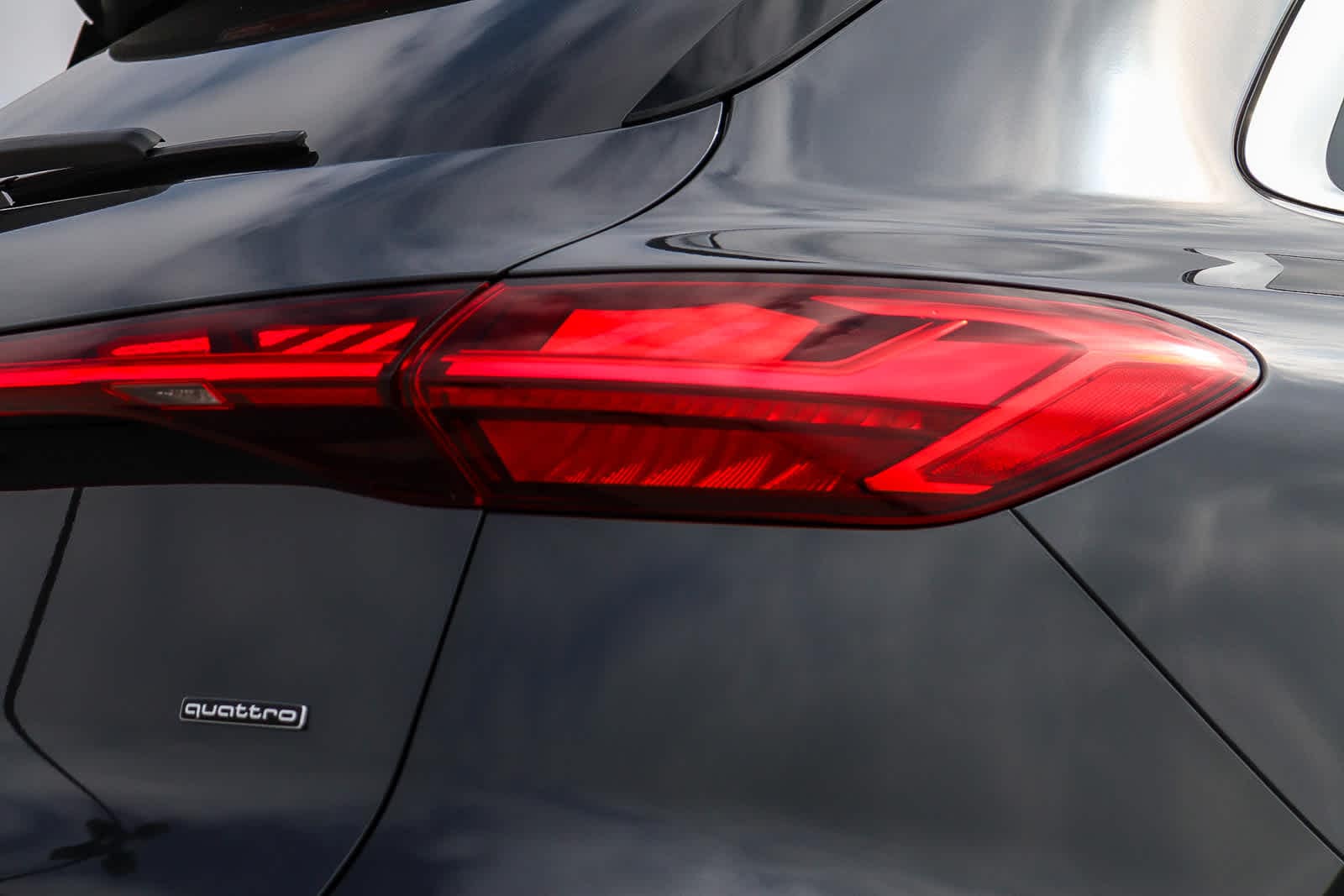 Thumbnail: 2025 Audi Q5 - 10
