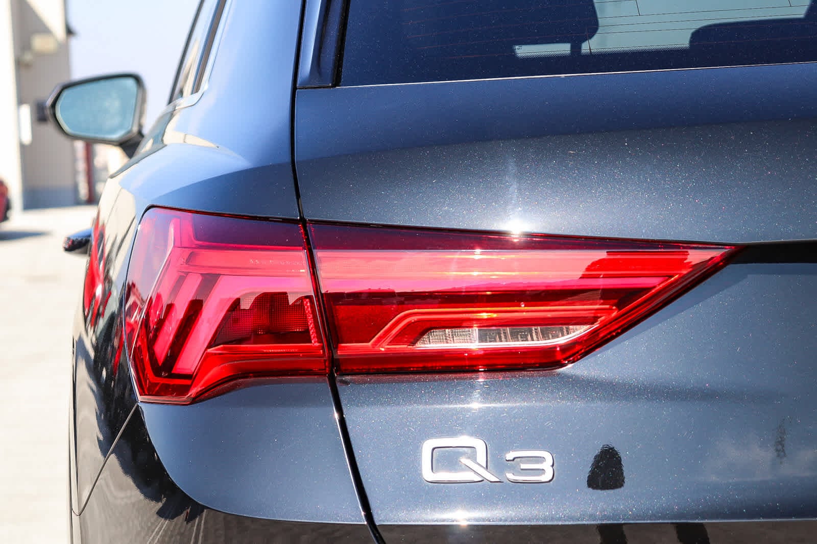 Thumbnail: 2023 Audi Q3 - 11