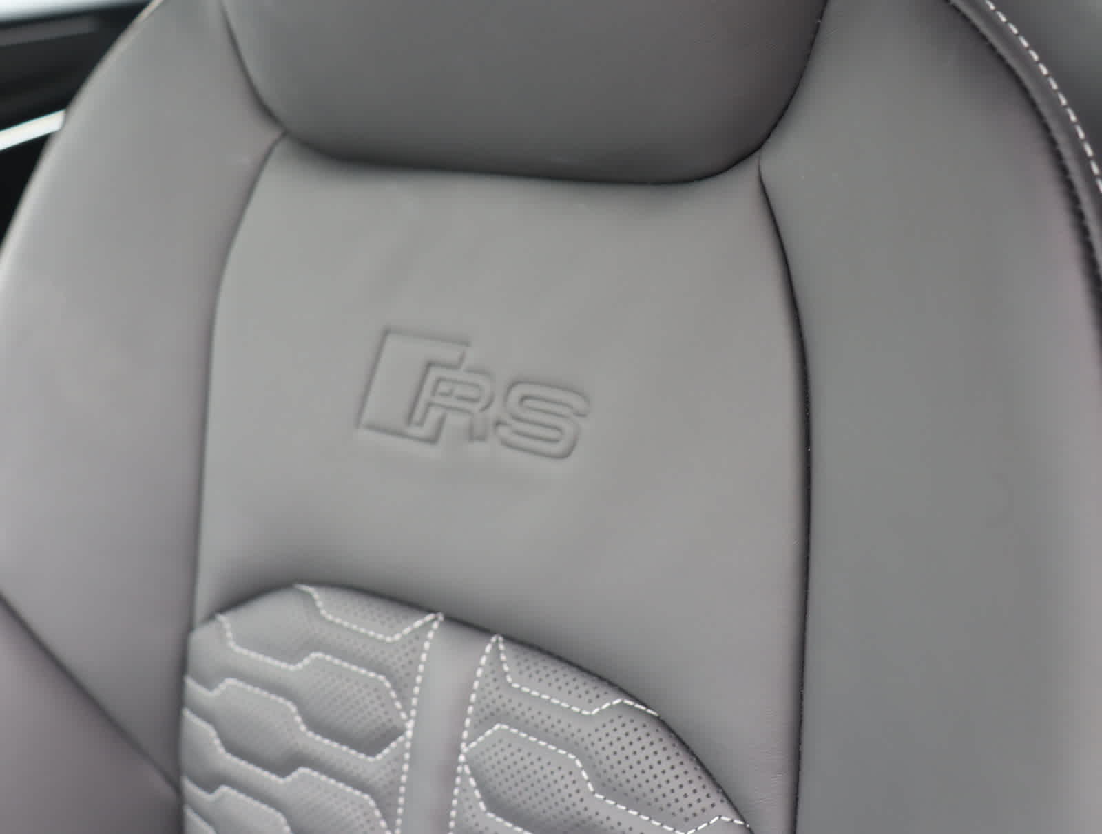Thumbnail: 2025 Audi RS 7 - 39