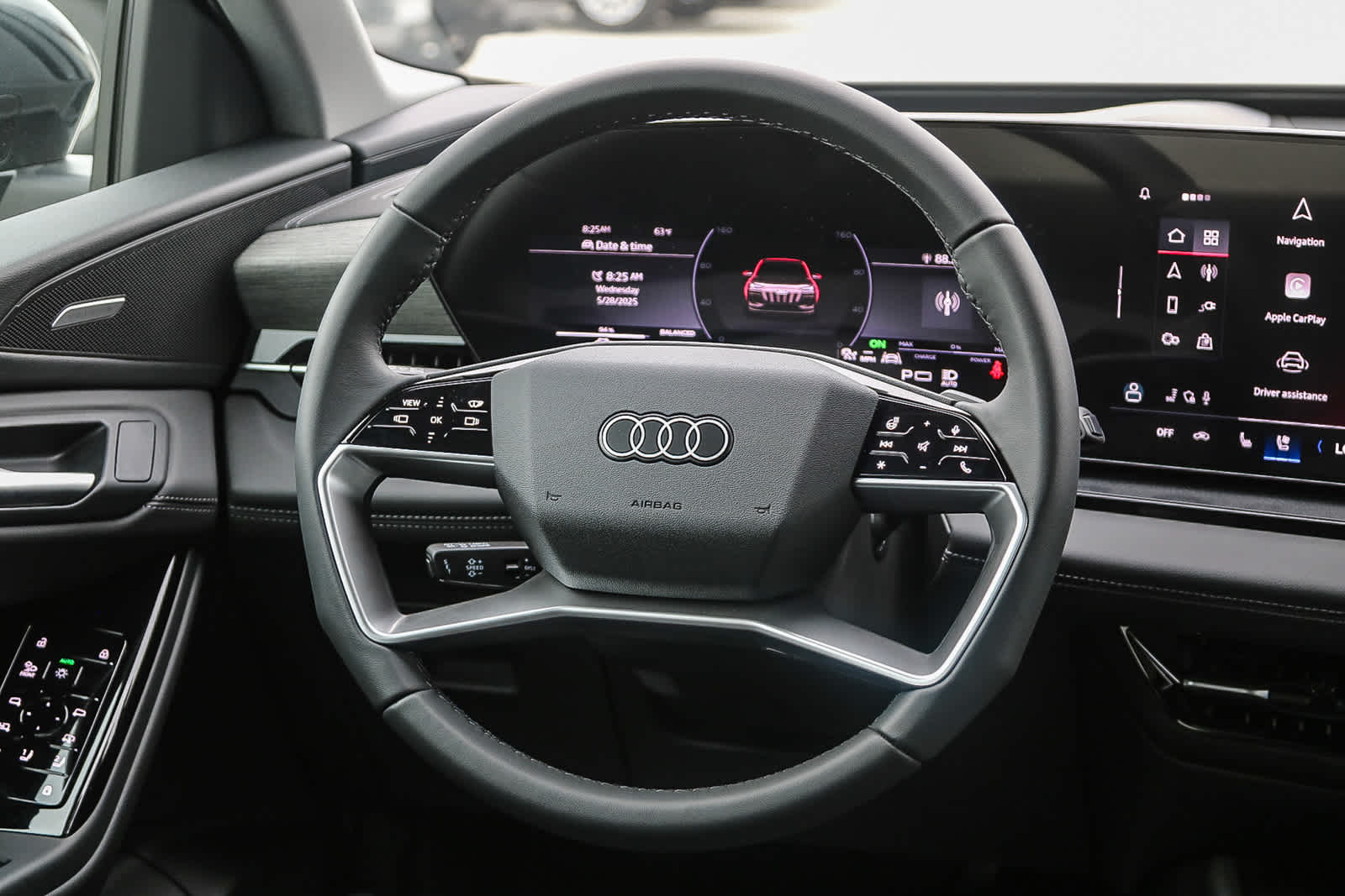 Thumbnail: 2025 Audi Q6 e-tron - 15