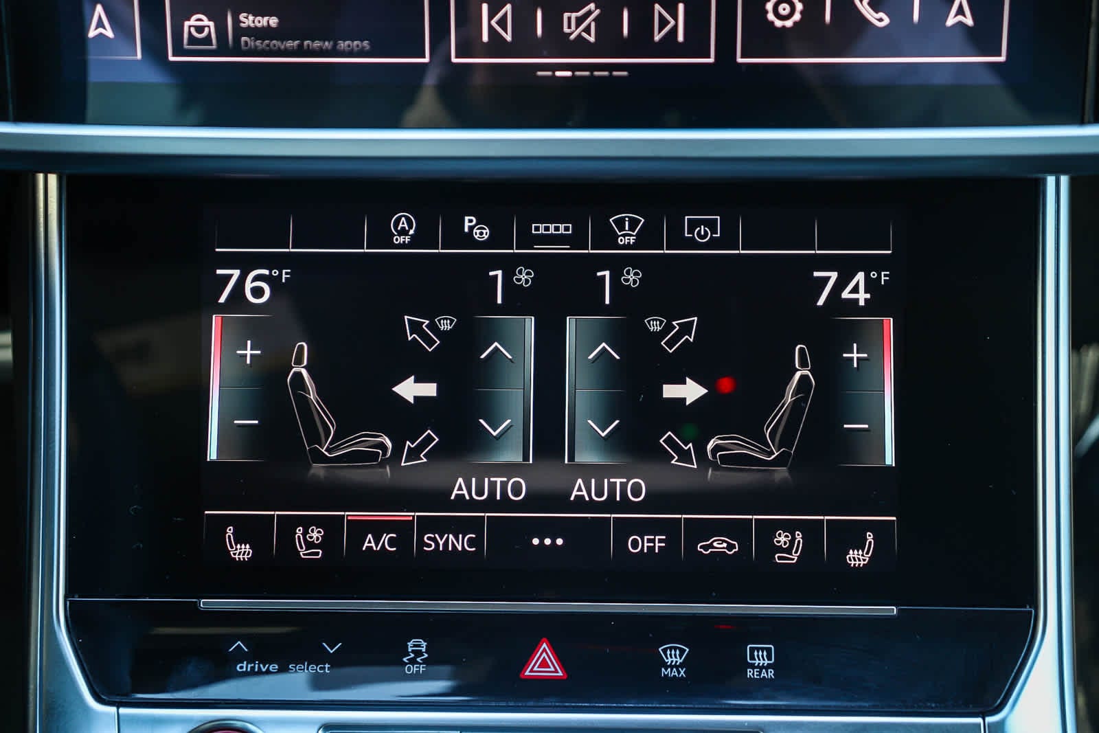 Thumbnail: 2025 Audi RS 6 - 17