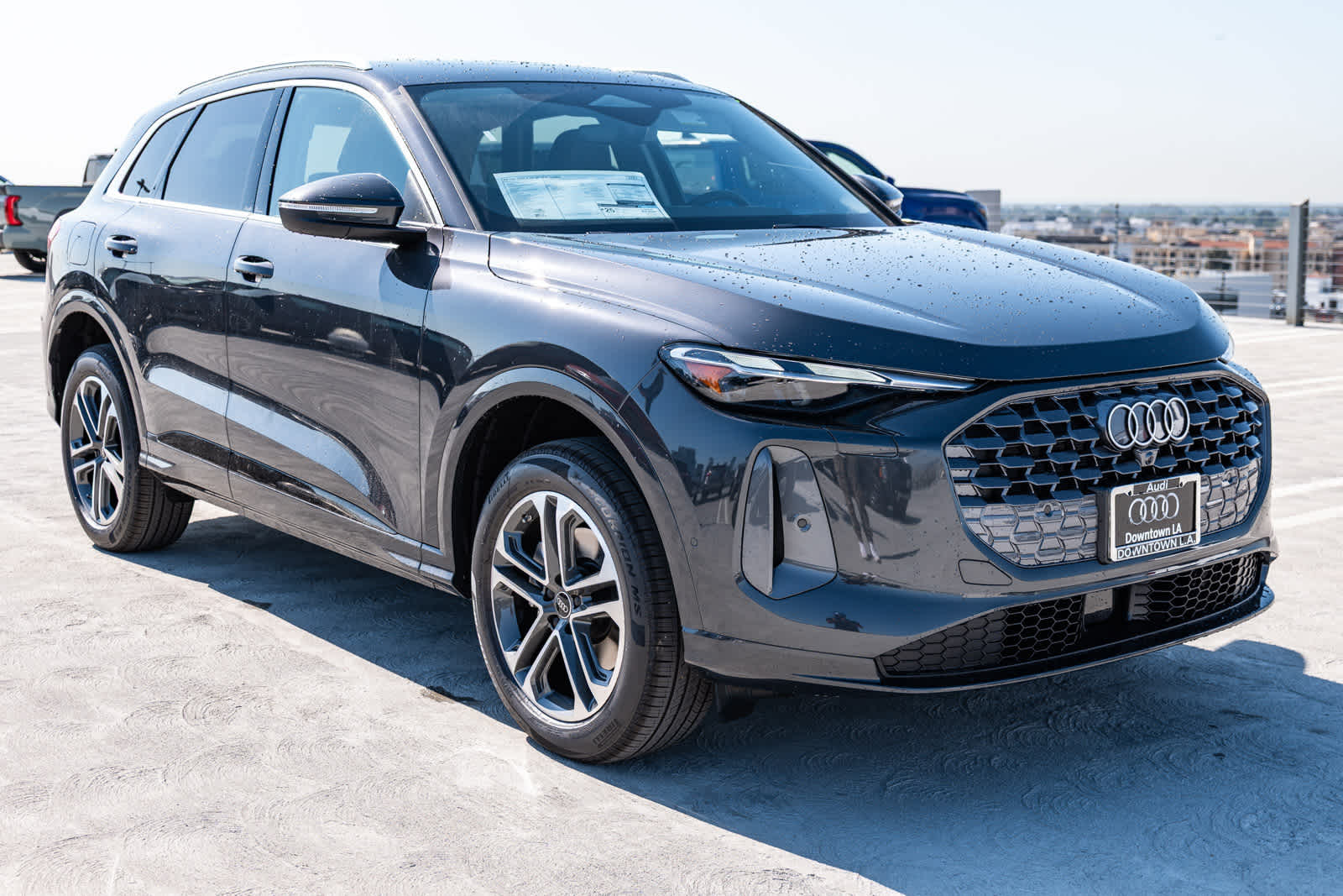 Thumbnail: 2025 Audi Q5 - 3
