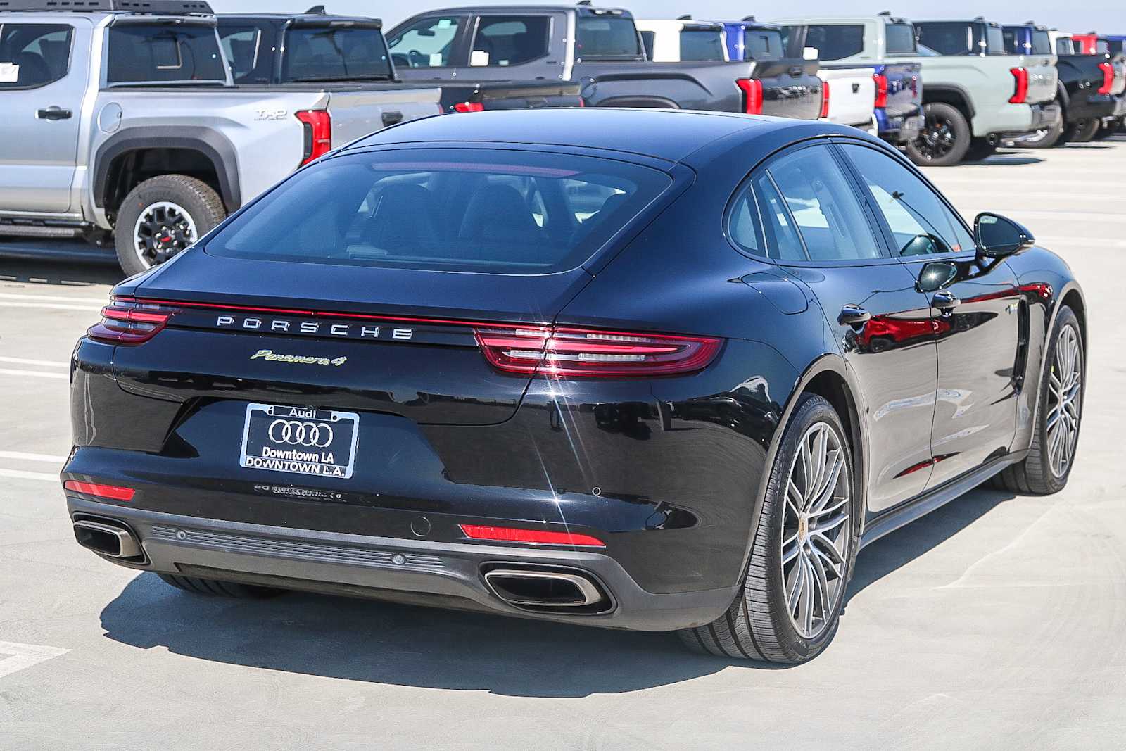 Thumbnail: 2020 Porsche Panamera - 7