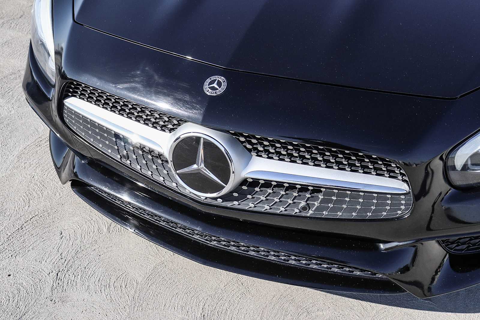 Thumbnail: 2018 Mercedes-Benz SL-Class - 14