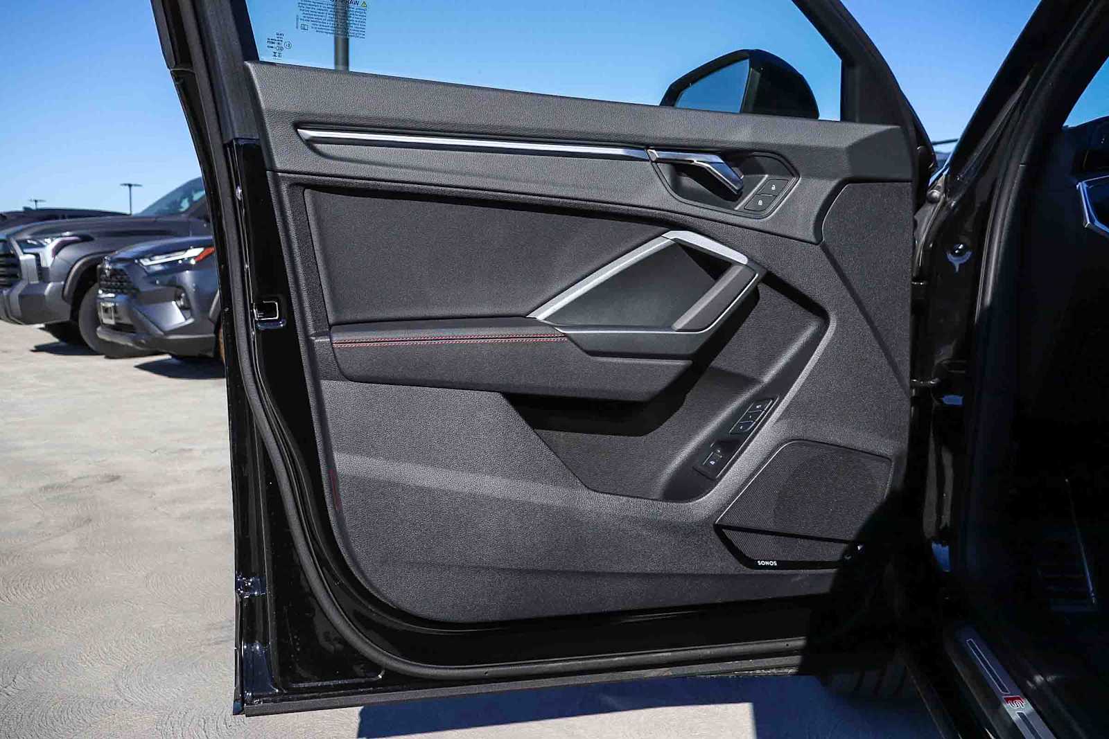 Thumbnail: 2025 Audi Q3 - 29