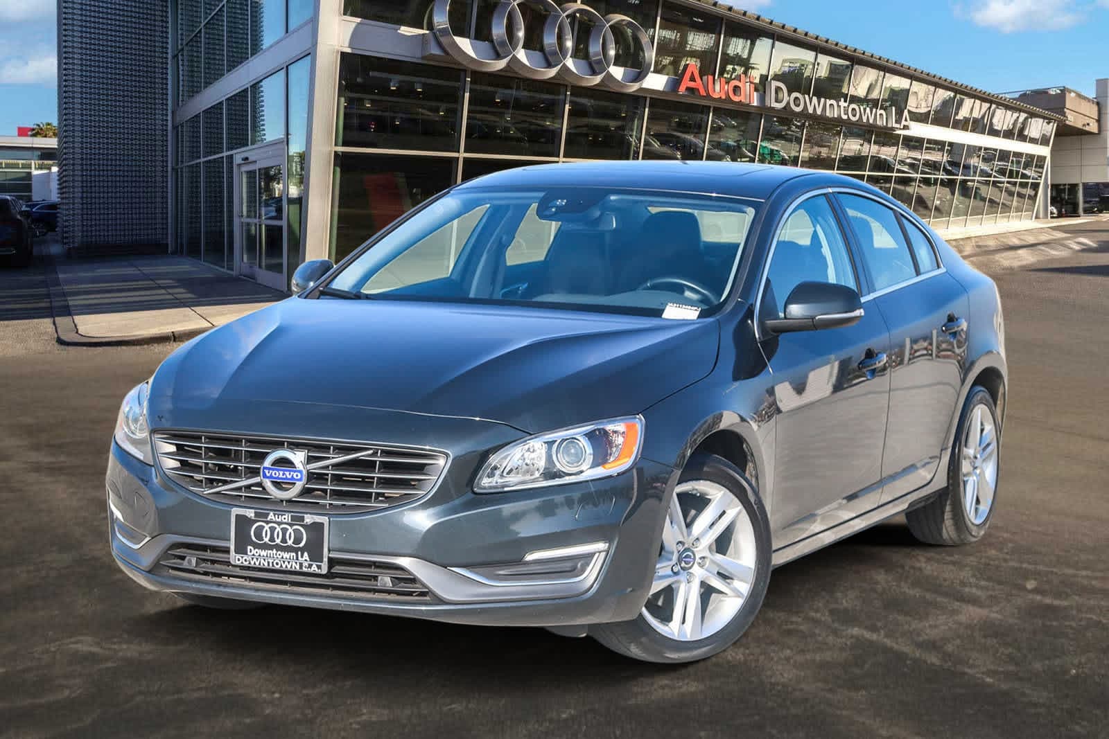 2015 Volvo S60 T5 -
                  Los Angeles, CA