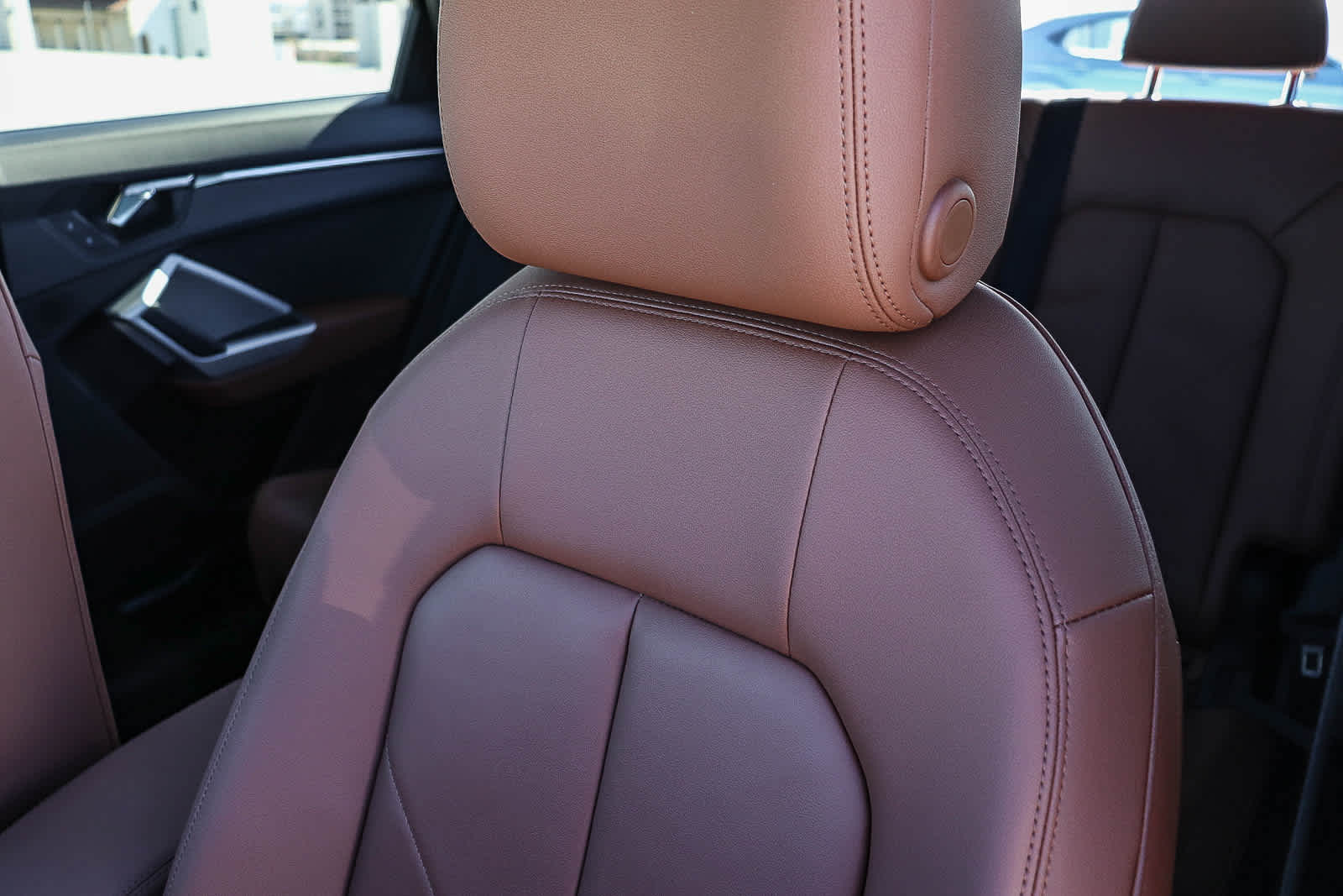 Thumbnail: 2025 Audi Q3 - 36