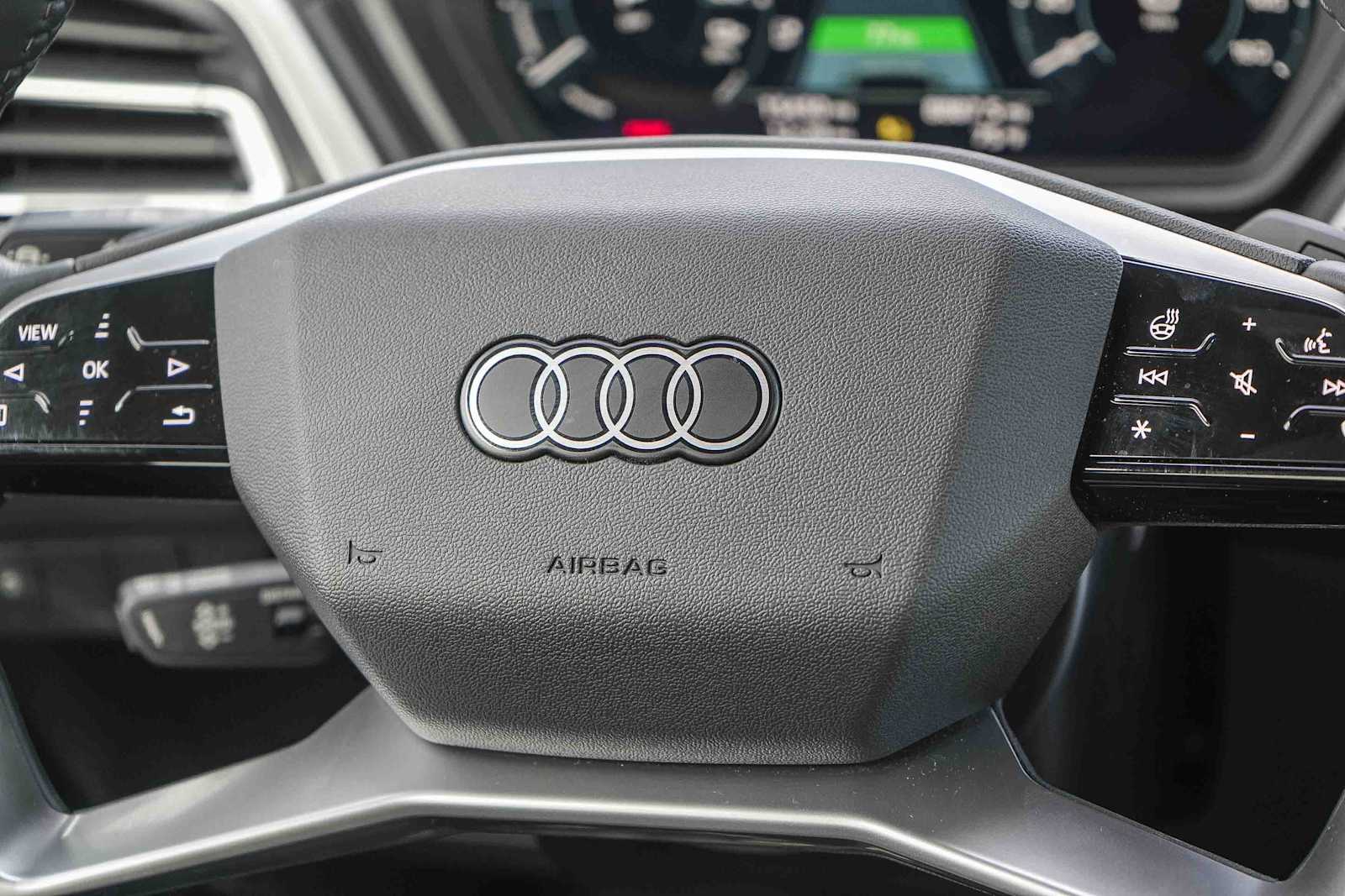 Thumbnail: 2023 Audi Q4 e-tron - 23