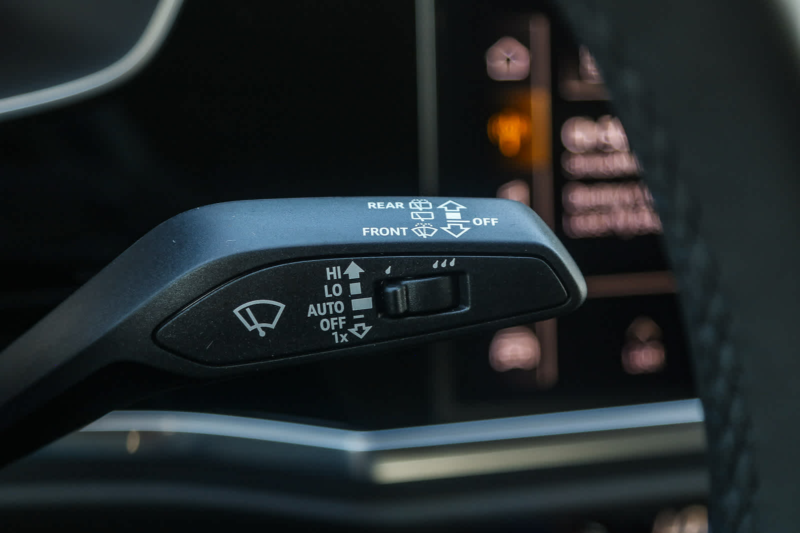 Thumbnail: 2025 Audi Q3 - 38