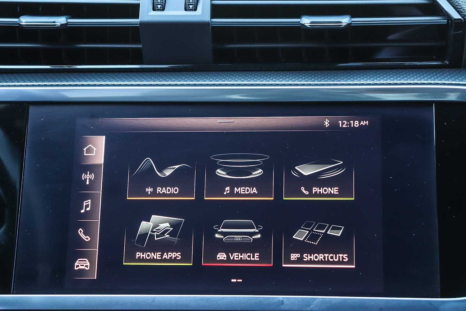 Thumbnail: 2021 Audi Q3 - 19